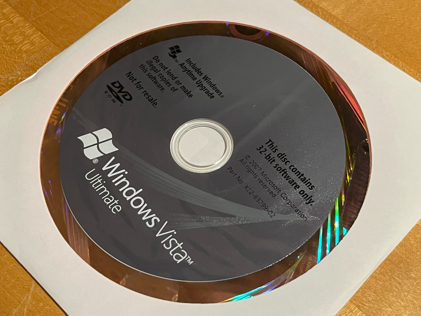 Microsoft Windows Vista Ultimate 32-bit DVD in Paper Sleeve