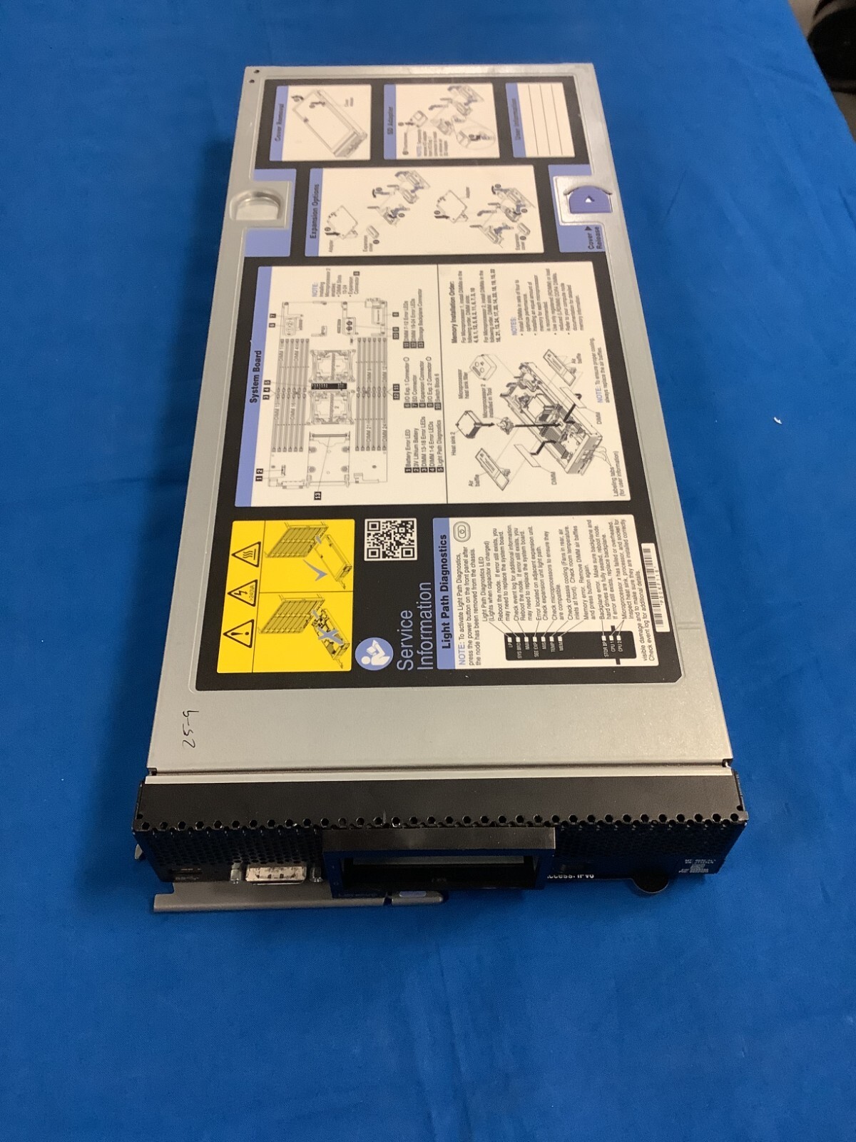 IBM LENOVO 9532 AC1 Flex System X240 M5, 00MW807 No RAM CPU Drives