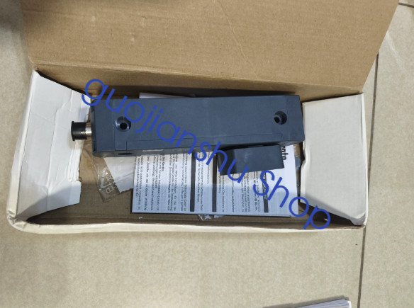 1PCS NEW Pizzato NS D4AZ1SMK-F41 Safety door lock Fast delivery Via Fedex/DHL