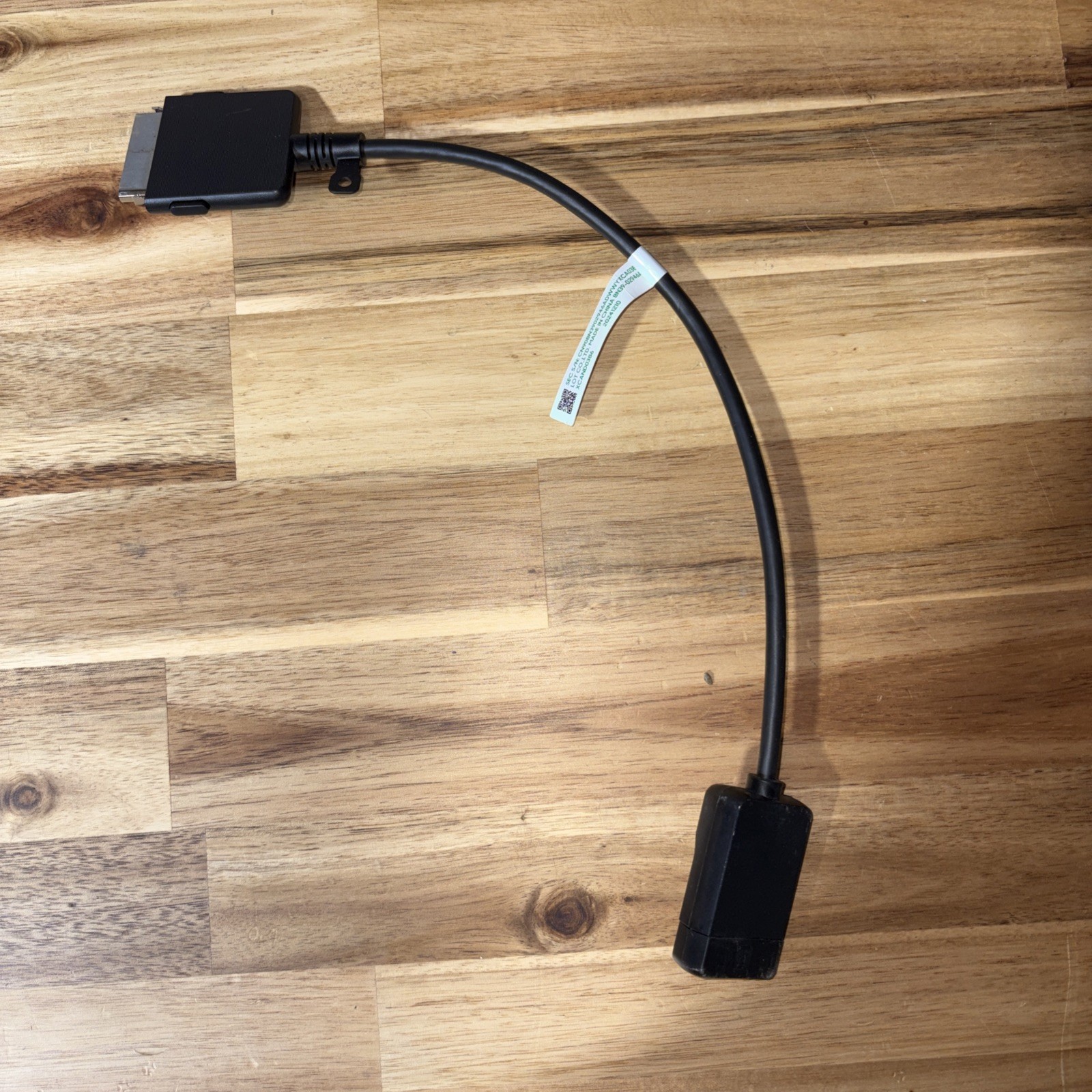 BN39-02946A - One Connect Cable (S95CA, 37P/ 36P, L400, UL21)