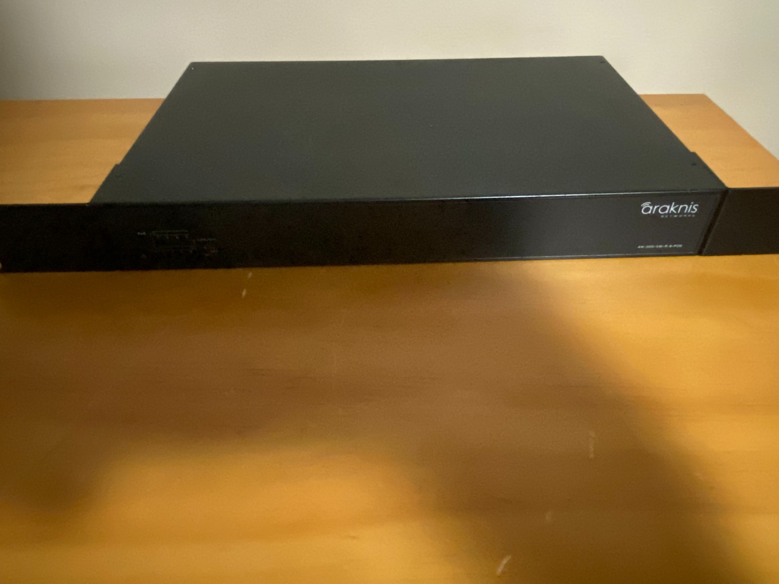 Araknis Networks *Bare Unit* AN-300-SW-R-8 Managed Gigabit Switch