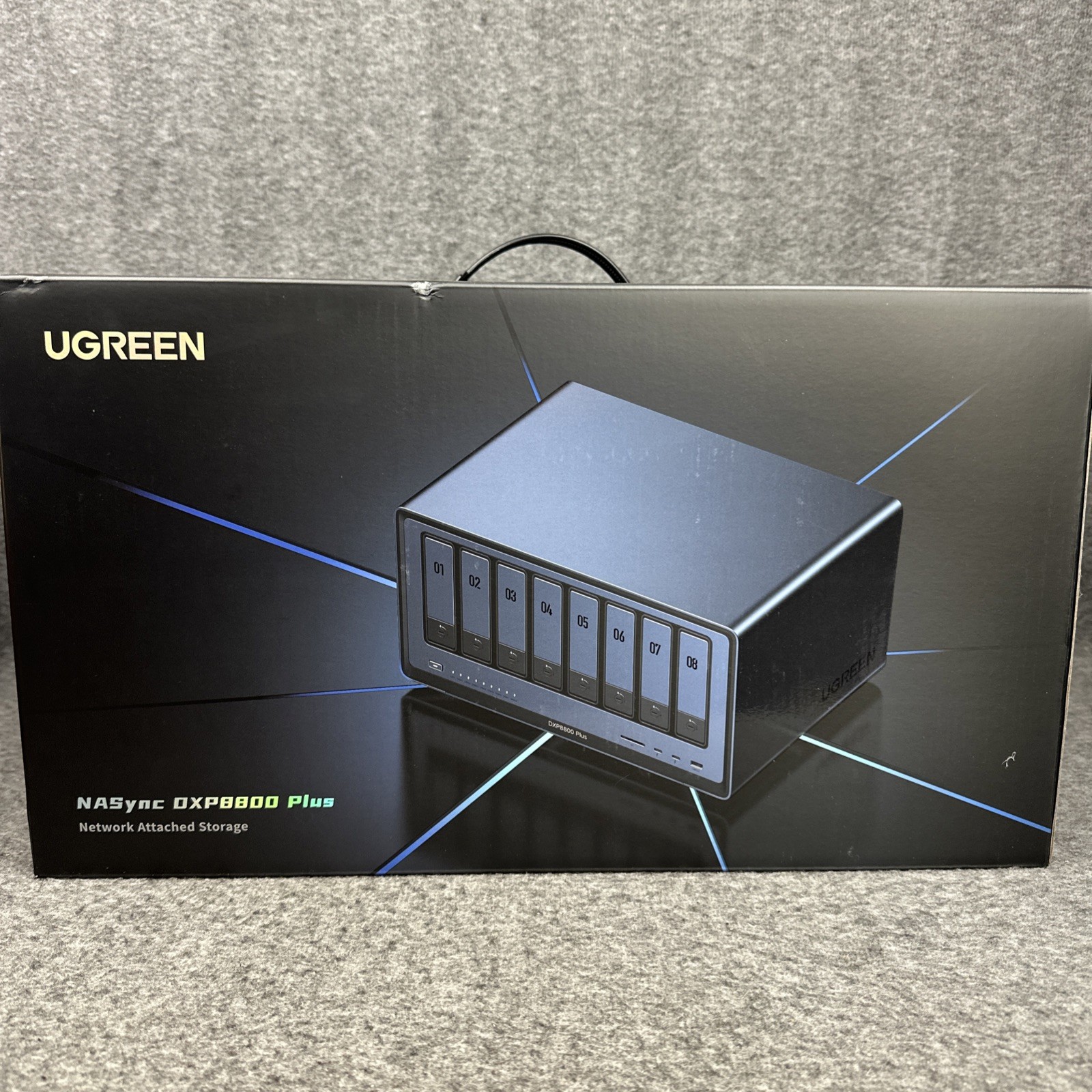UGREEN NASync DXP8800 Plus 8-Bay Thunderbolt NAS 10-Core i5 8GB DDR5 35126B