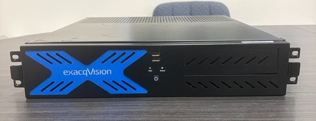 Exacq IP04-04T-R2A-E Network Video Recorder recorder