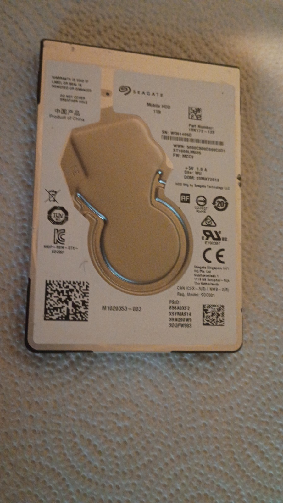 Seagate Mobile 1TB 2.5" SATA 5400RPM 128MB HDD Internal Laptop ST1000LM035