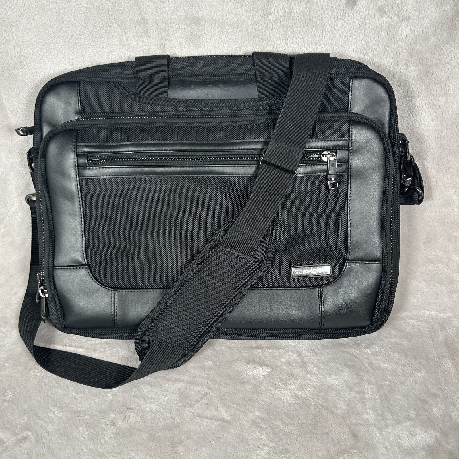 Samsonite Laptop Tablet Computer Travel Bag Carry On Luggage Zip 3 Pocket 14.5"