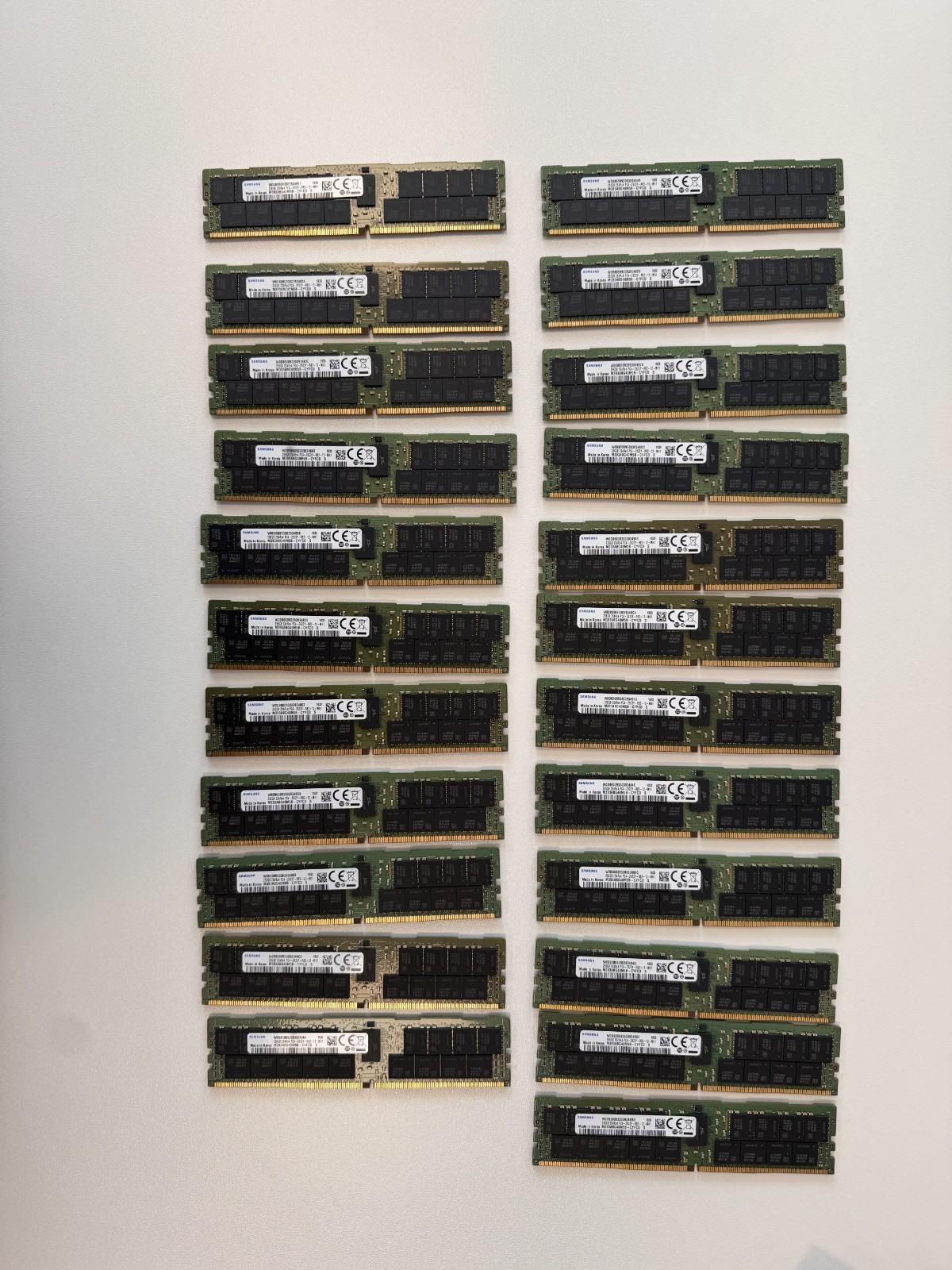 Samsung 256GB DDR4-2933 ECC RDIMM Server RAM M393ABG40M5B-CYFC0
