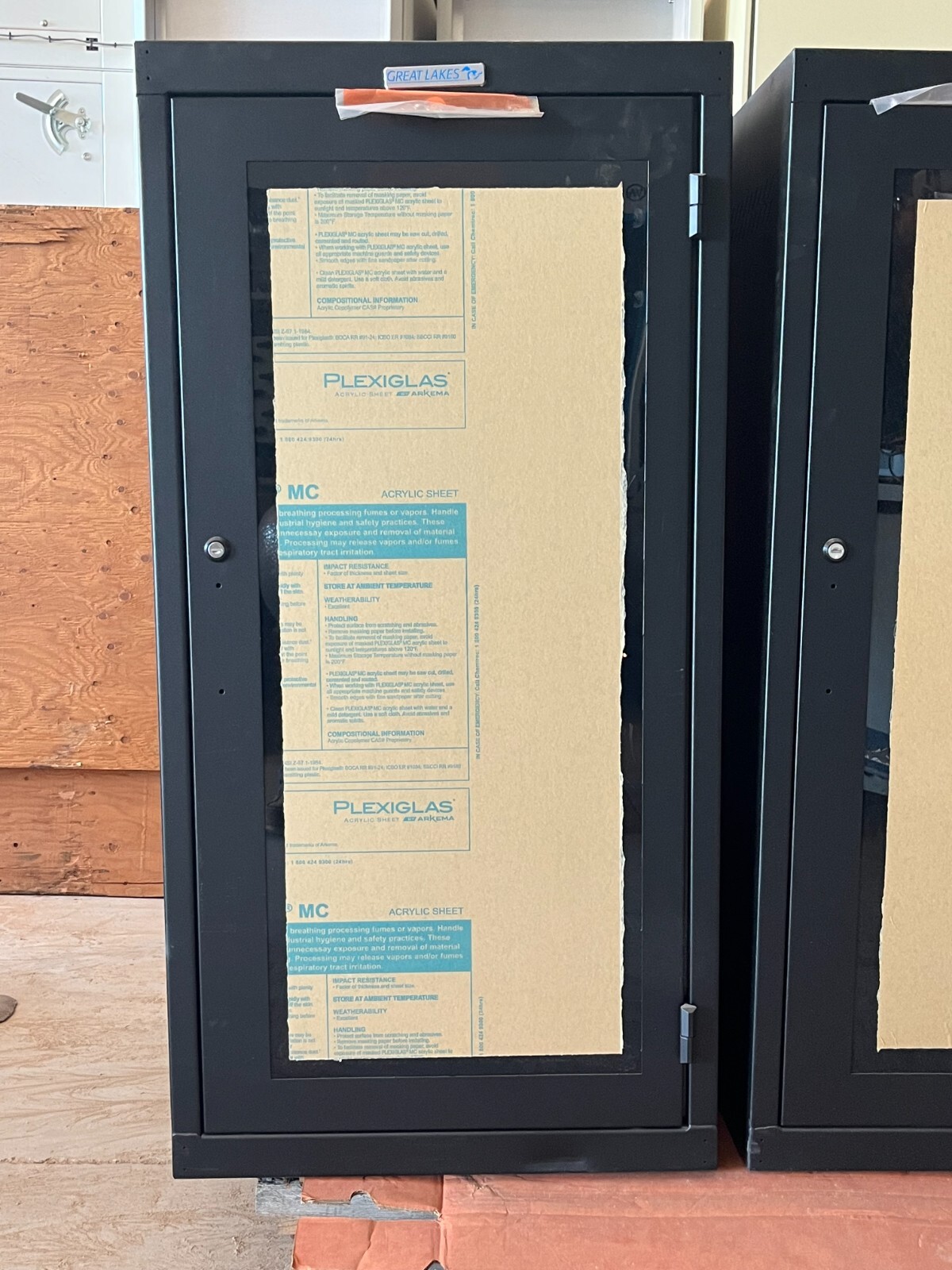 GREAT LAKES CASE & CABINETS  GL48WD SERVER CABINET *NEW *