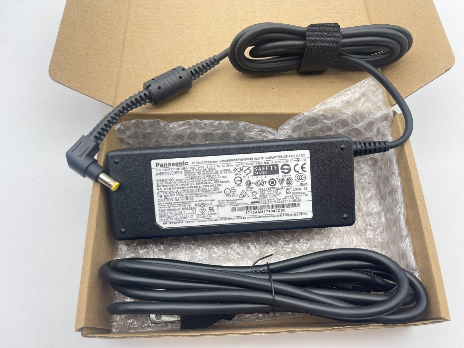NEW OEM 110W CF-AA5713A AC Adapter Charger for Panasonic CF-D1 CF-31 CF-52 CF-53