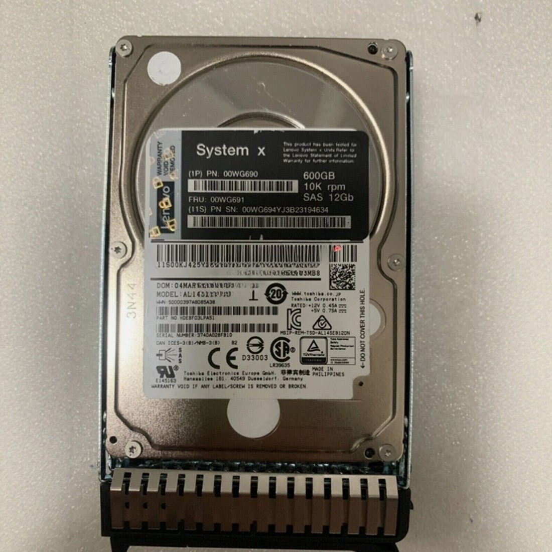 LENOVO 600GB 00WG691 00WG690 SAS 10K 12G 2.5 SFF G3HS X3650M5 X3850X6 SERVER HDD