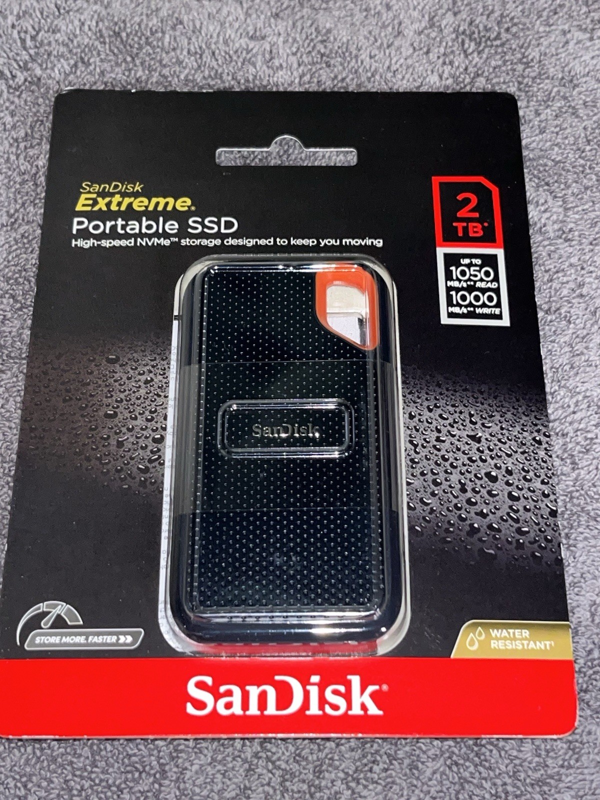 SANDISK - Extreme Pro Portable 2TB External USB-C NVMe SSD - Black