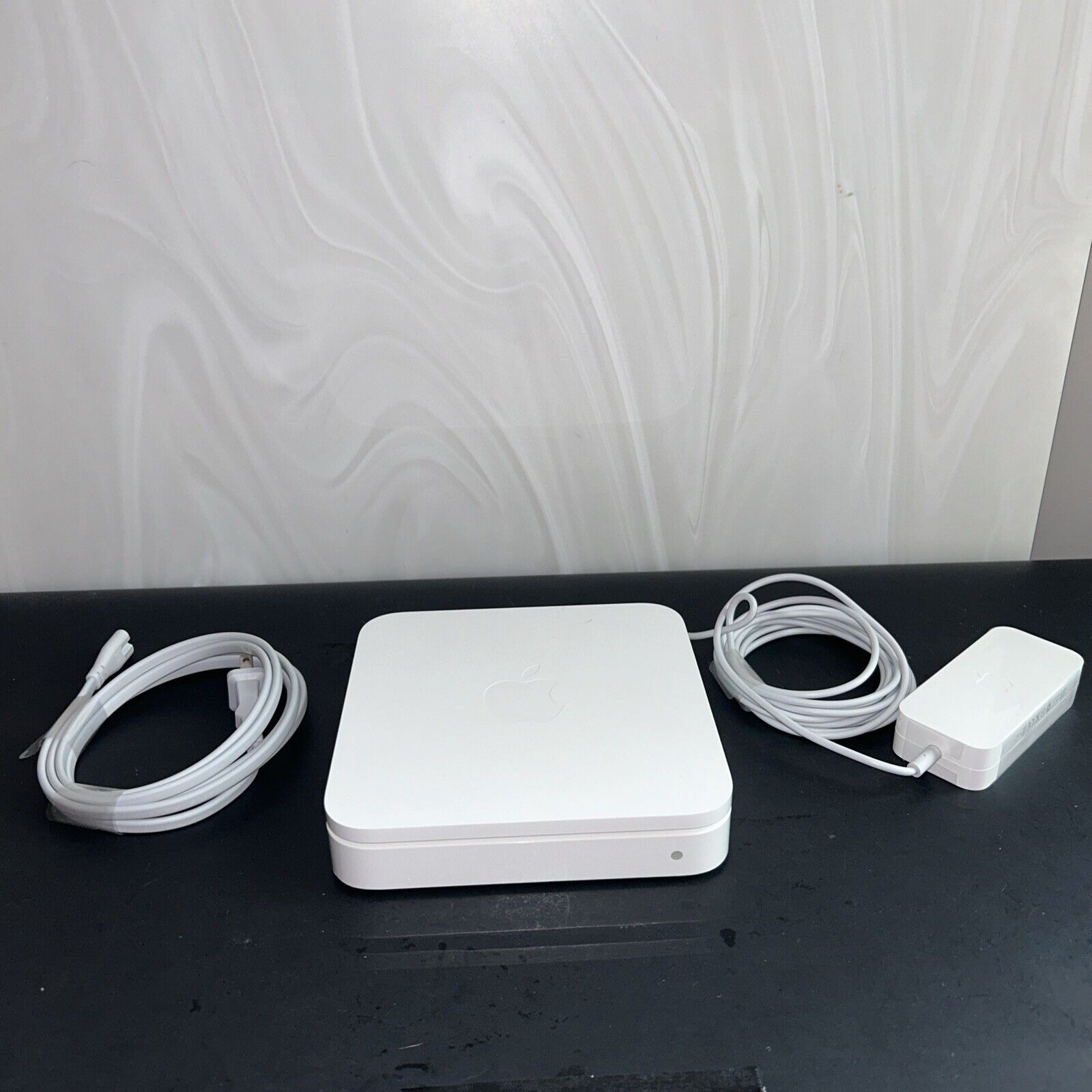APPLE Wireless A1143 AirPort Express Wi-Fi Router Base Station Extreme Open Box
