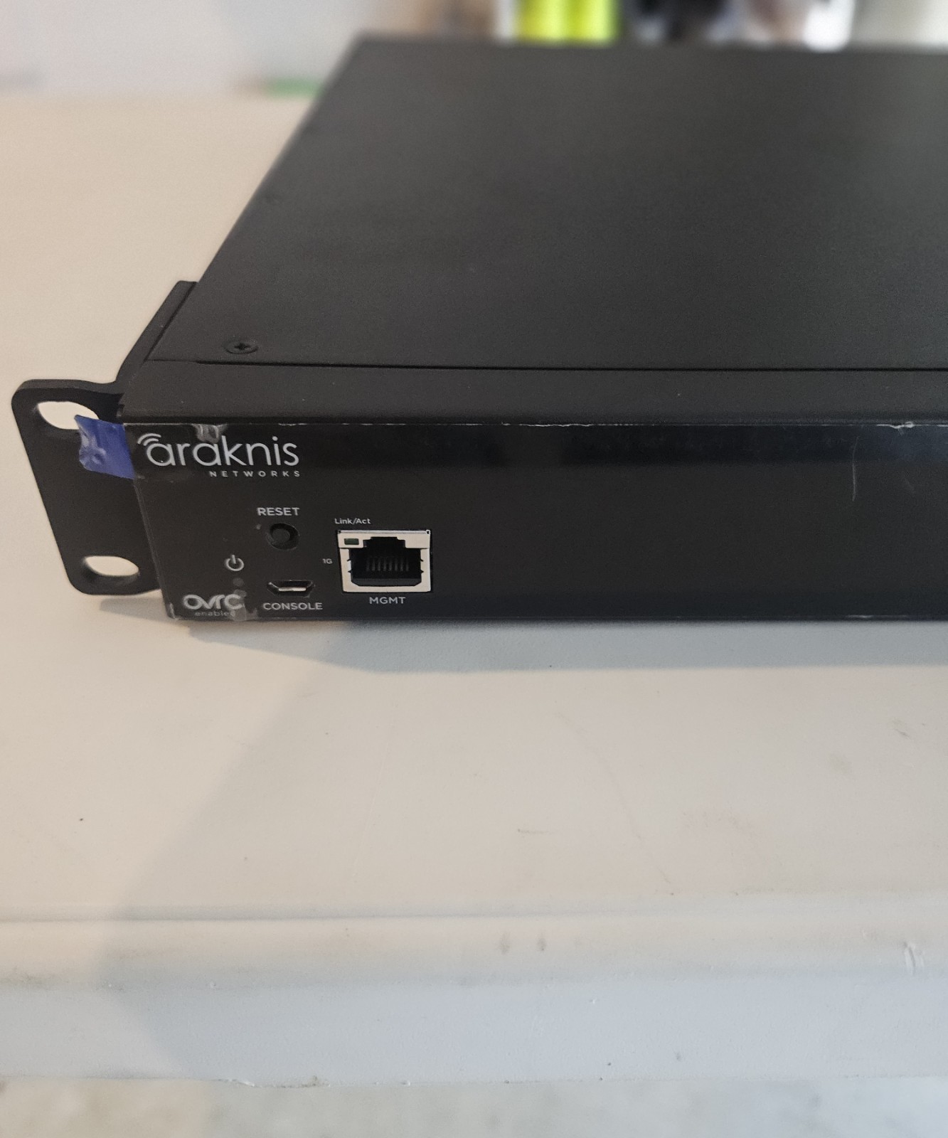 Araknis Networks AN-920-SW-F-12-POE 920 Series managed network switch.