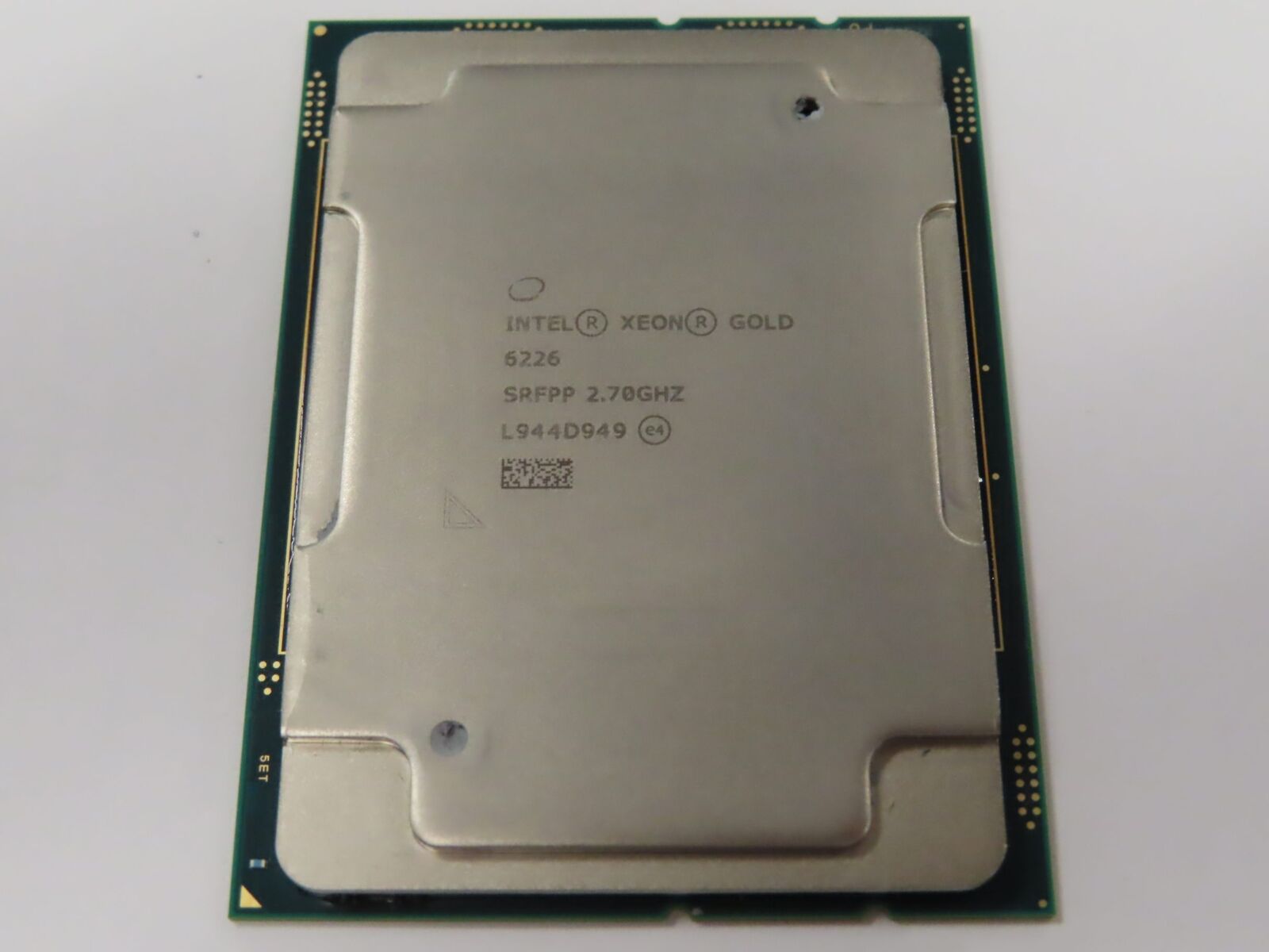 Intel Xeon Gold 6226 2.7GHz 19.25MB 12-Core LGA 3647 CPU / Processor ___ SRFPP
