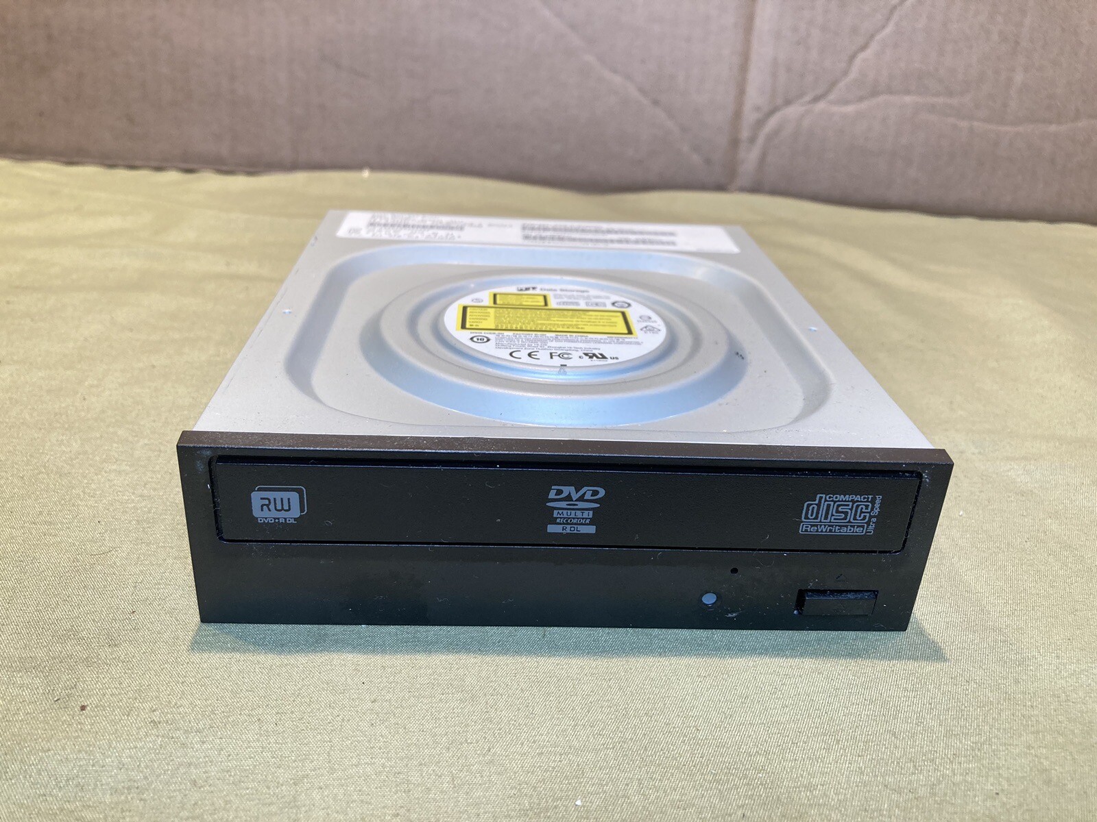 Hitachi LG GHC0N 16x DVD±RW Dual Layer Burner Lenovo FRU 71Y5545 25216358  g074"