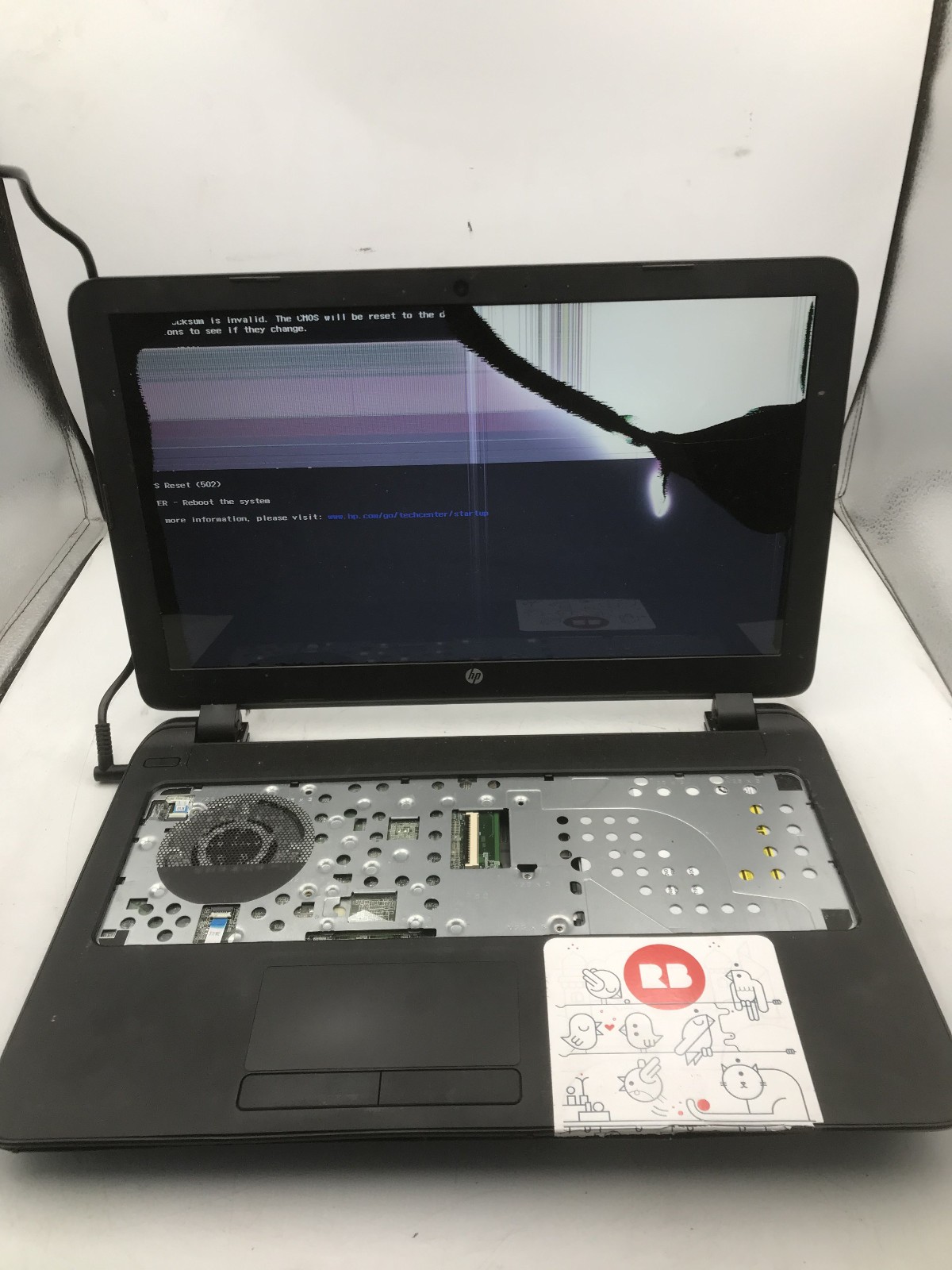 HP 15 F305DX - FOR PARTS/BROKEN LCD - AMD A6 5200 - NO RAM -READ DESCRIPTION- BB