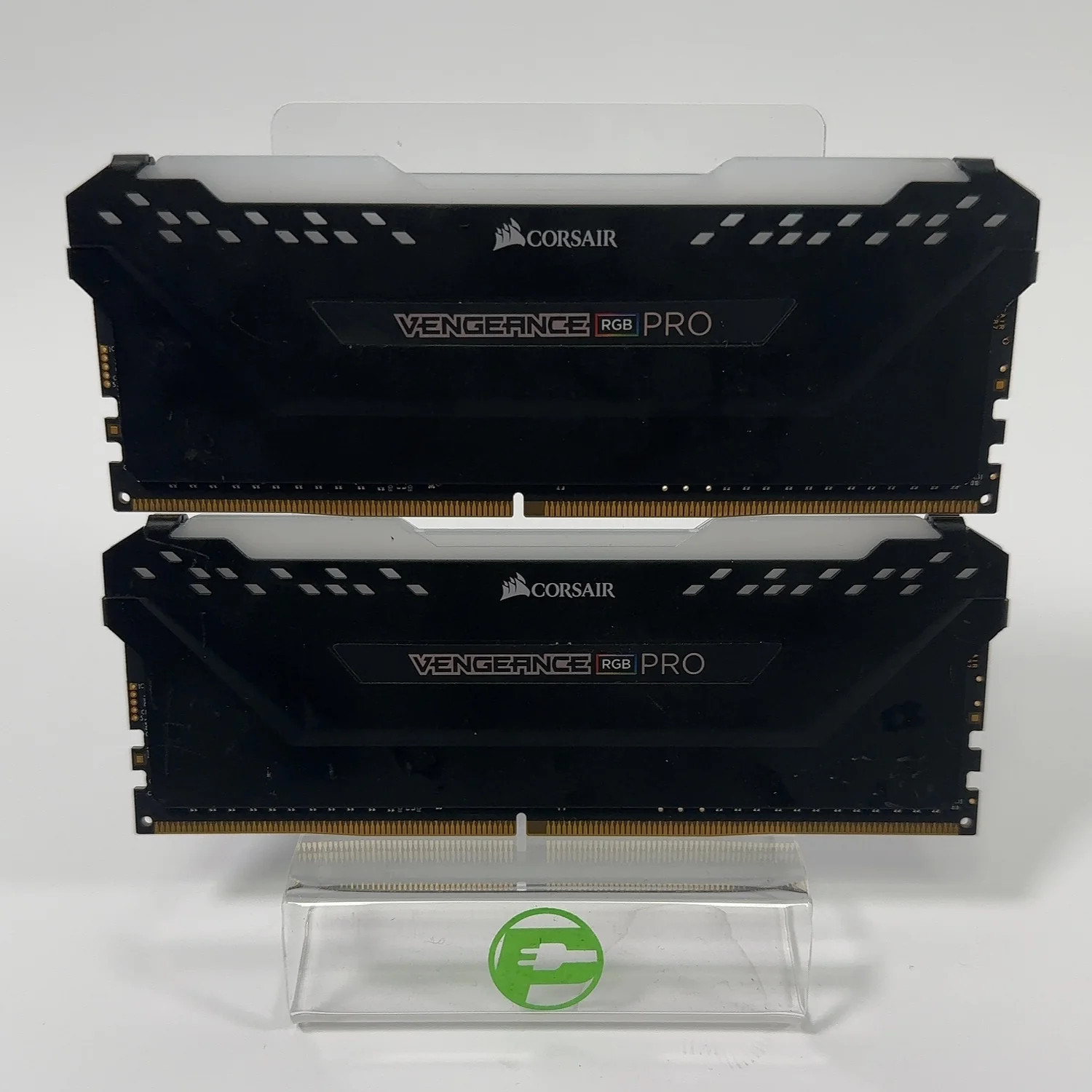 Corsair Vengeance RGB Pro 16GB (2x8GB) RAM DDR4 3200MHz CMW16GX4M2C3200C16