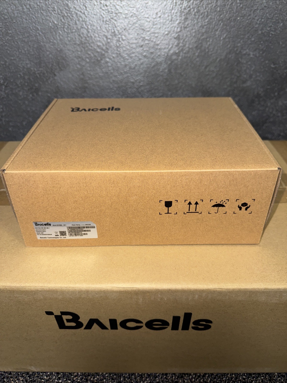 New BaiCells EG7035L-M11 Atom OD04 3.5GHz Outdoor CPE Antenna Cat4 14dBi Band 43