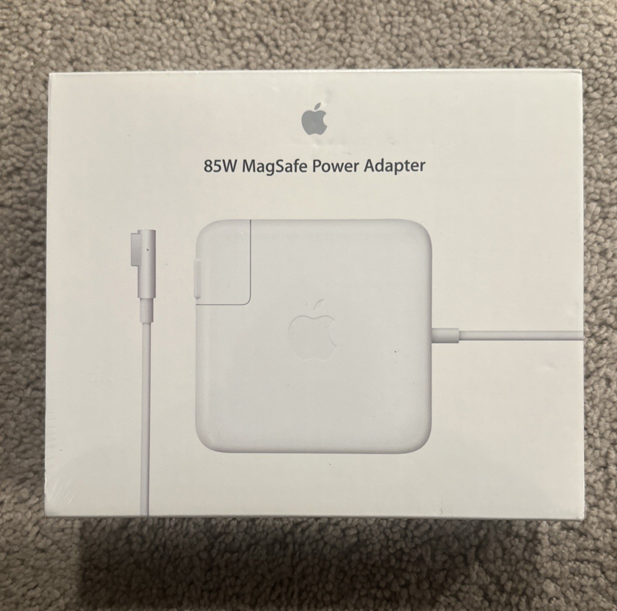 Apple MC556LLB 85W AC Power Adapter - White. Sealed