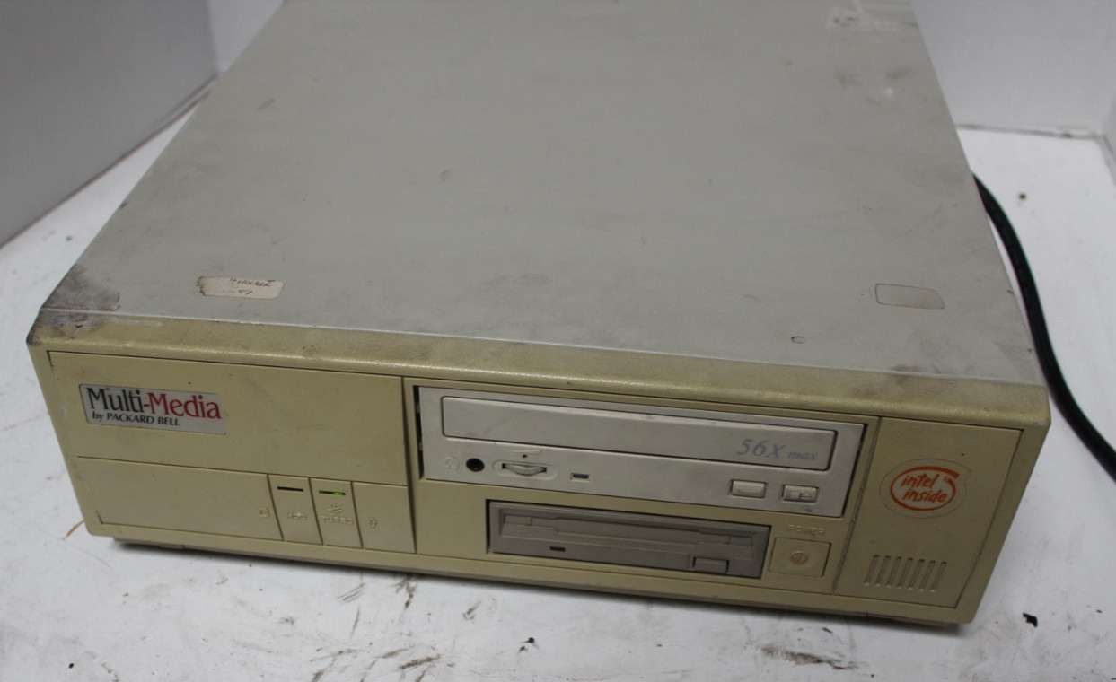 RETRO Vintage Packard Bell PB431A *Powers On