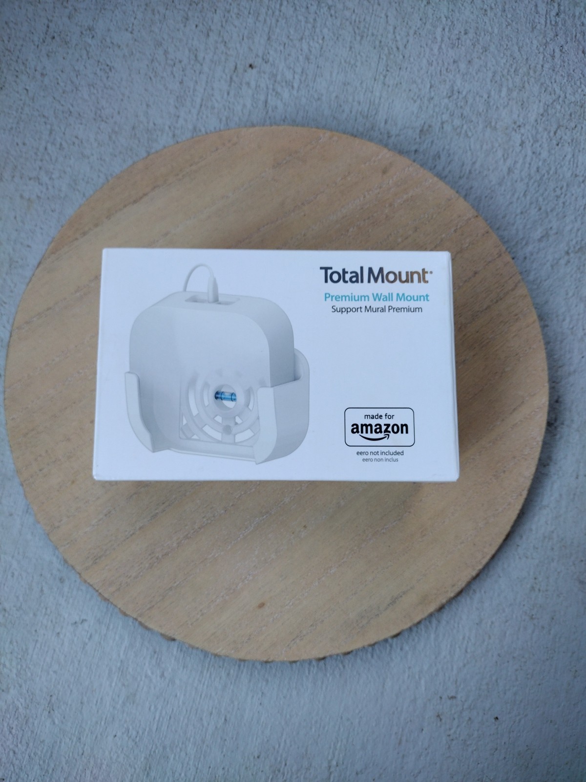 Total Mount Premium Wall Mount Support Mural Premium eero Not Included