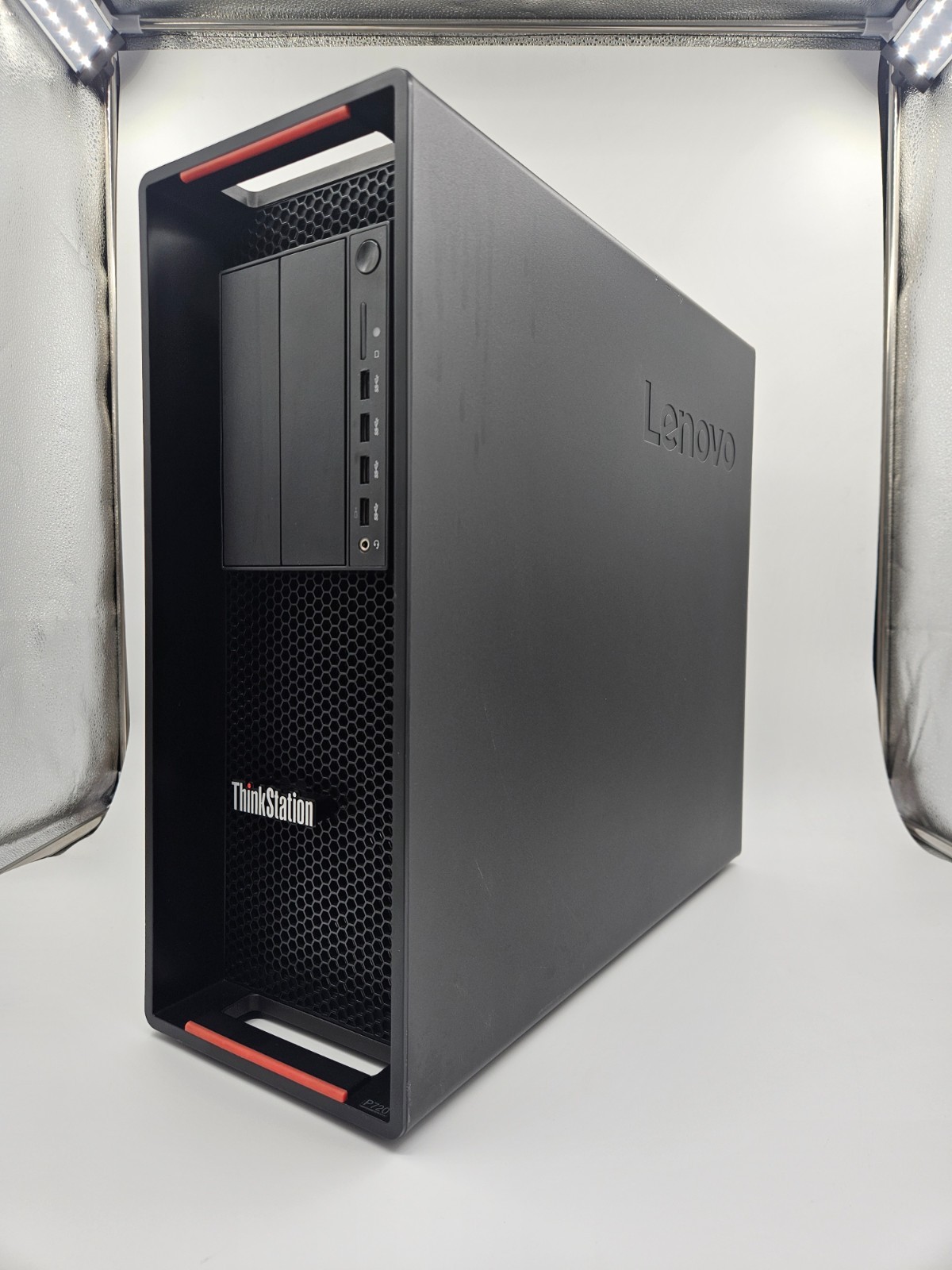 Lenovo ThinkStation P720 Dual Xeon Gold 6154 36C/72T 128GB P4000