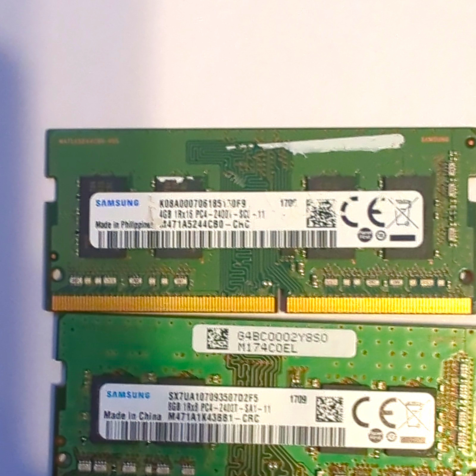 Samsung 12GB (2x8GB) DDR4-2400 PC4-2400T 260-Pin SO-DIMM Non-ECC