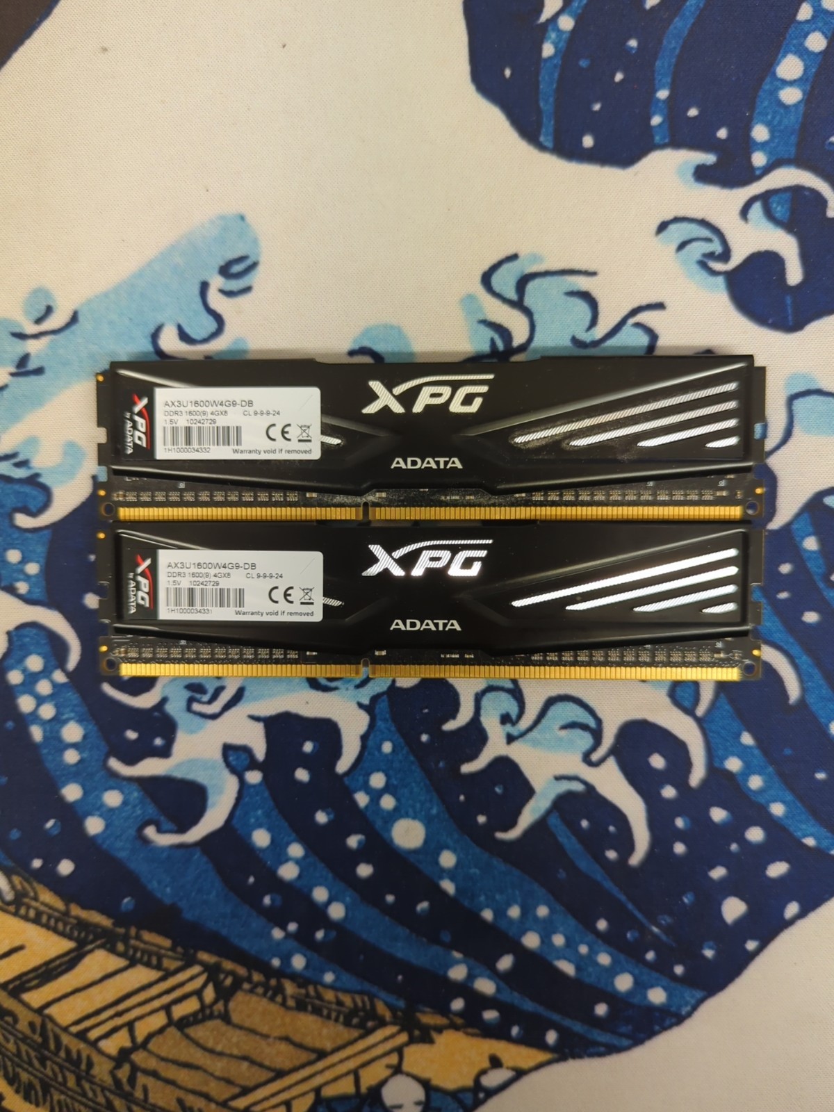 1073 - ADATA AX3U1600W4G9-DB DDR3 4GX8 2x8GB - Working