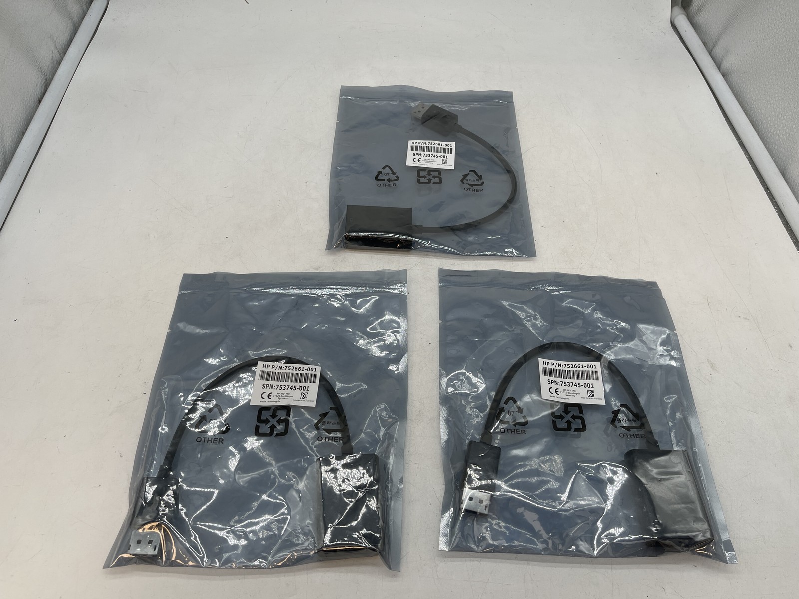 New - Lot Of 3 - HP 752661-001 Genuine DisplayPort To VGA Adapter 