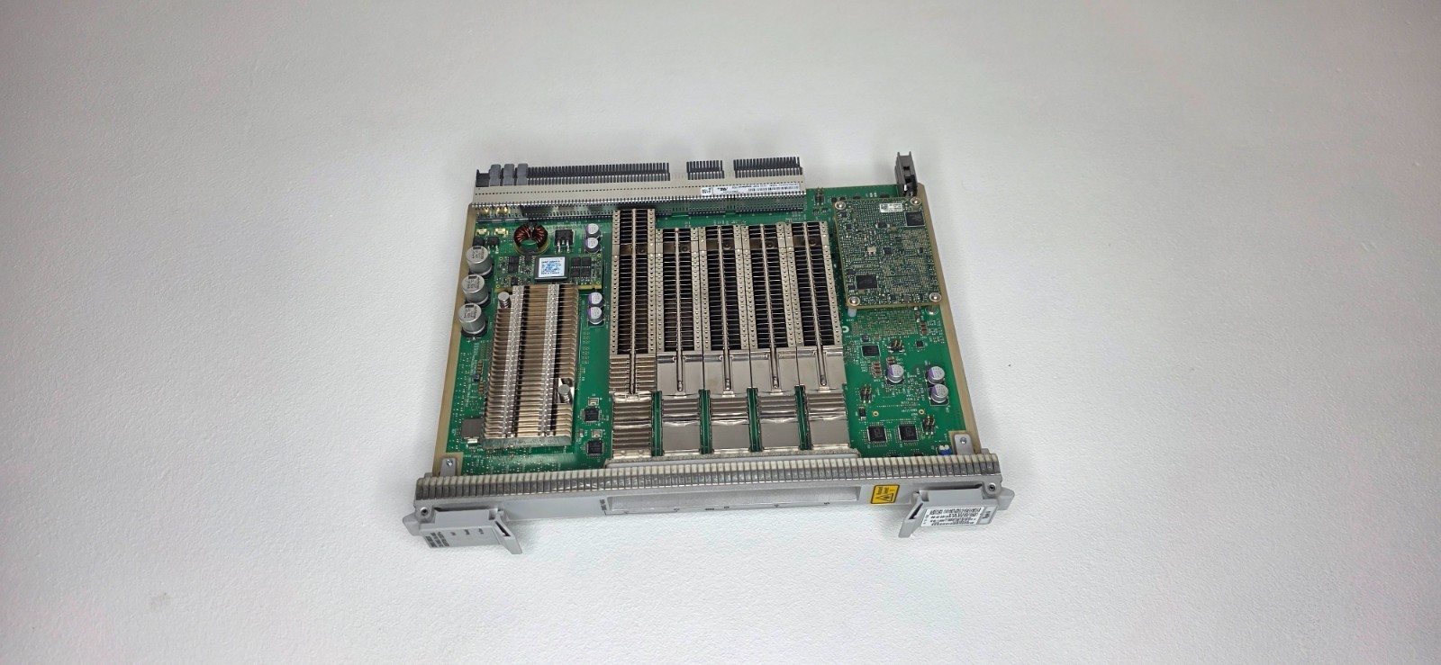 Ciena 200G MUX 2X 100G/5X 40G QSFP28/QSFP+ Multi-Protocol Circuit Pack NTK529HA