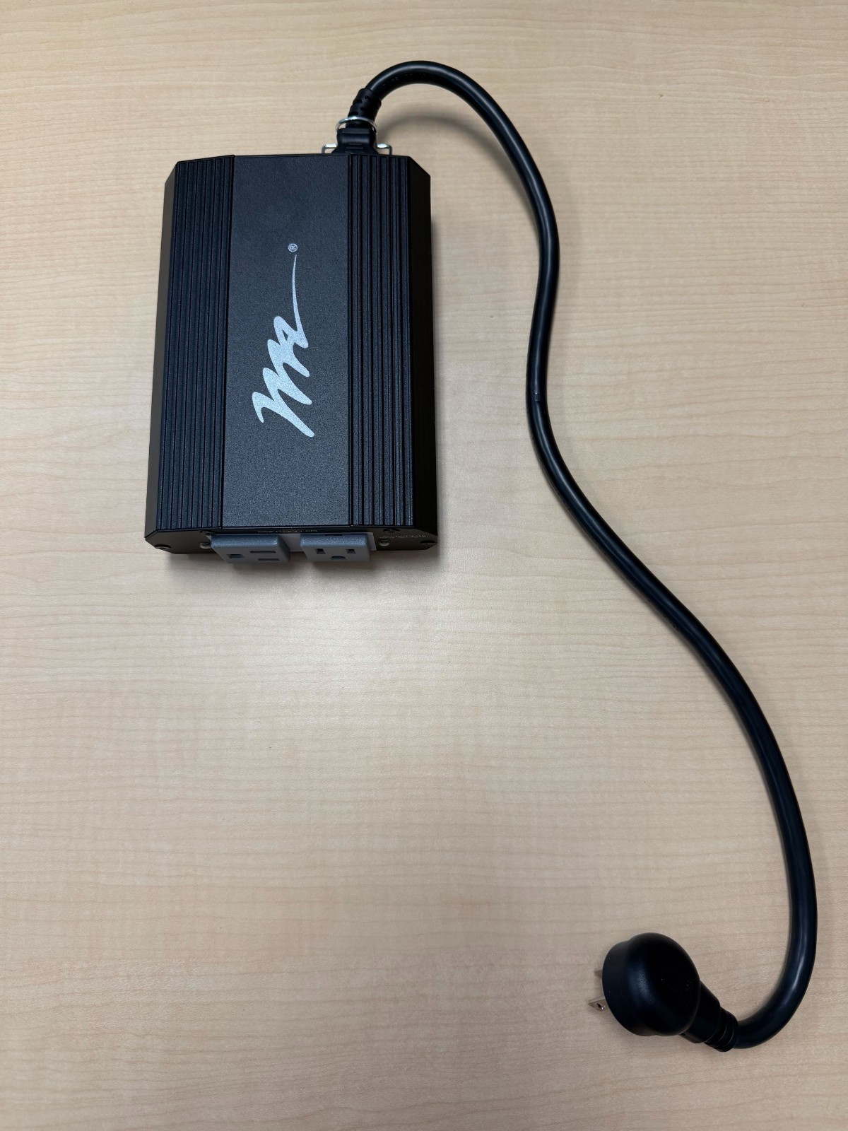 Middle Atlantic RLNK-215 15A 2-Outlet I.P. Controlled Power PDU
