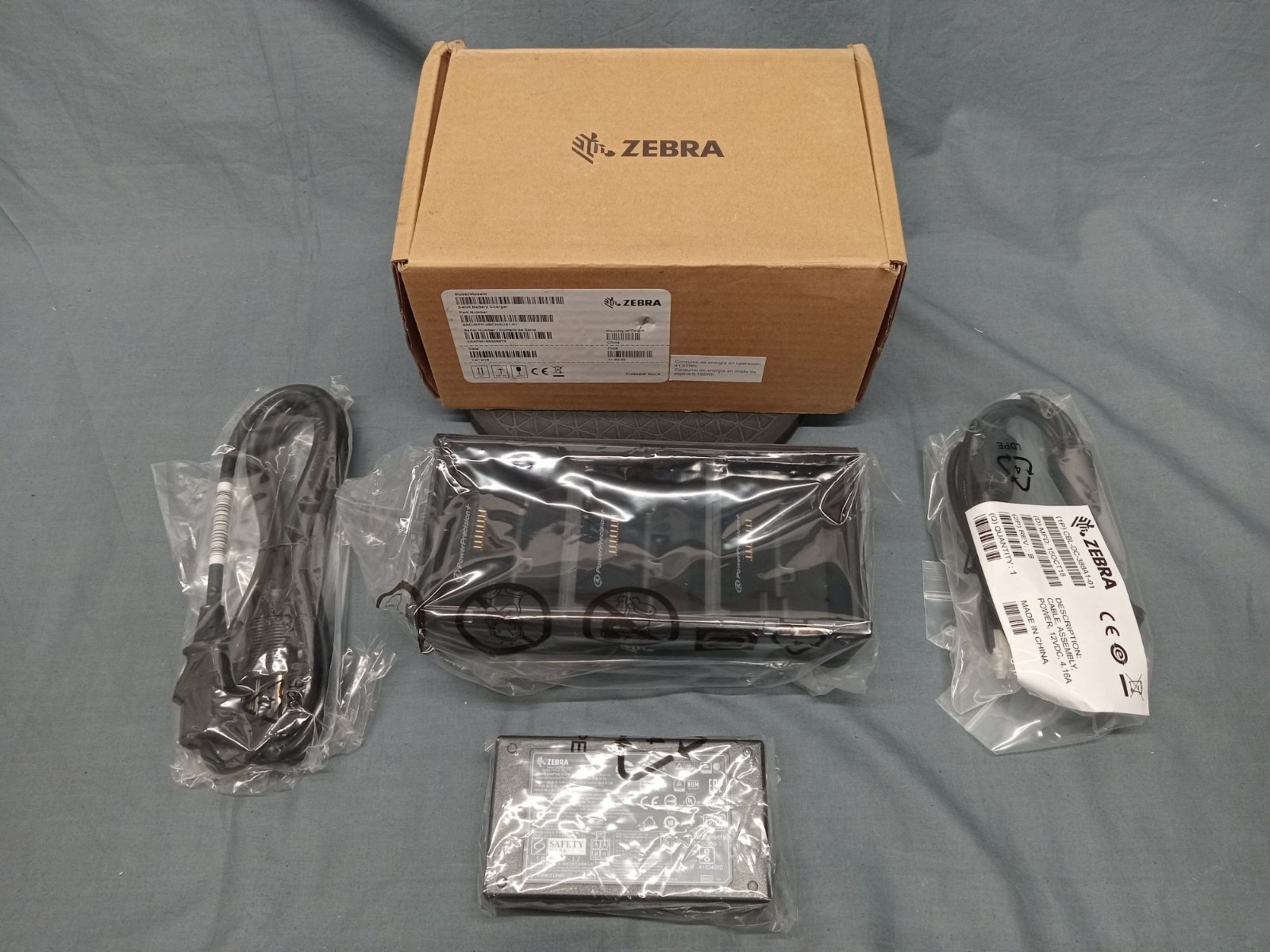 Zebra ZQ500/600 3-Slot Battery Charger Power Supply SAC-MPP-3BCHGUS1-01 NEW BOX