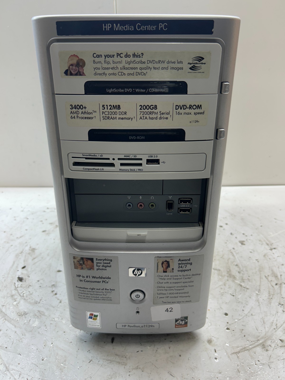HP Pavilion a1129n AMD Athlon 64 3400+ 2200MHz 512MB NO HDD