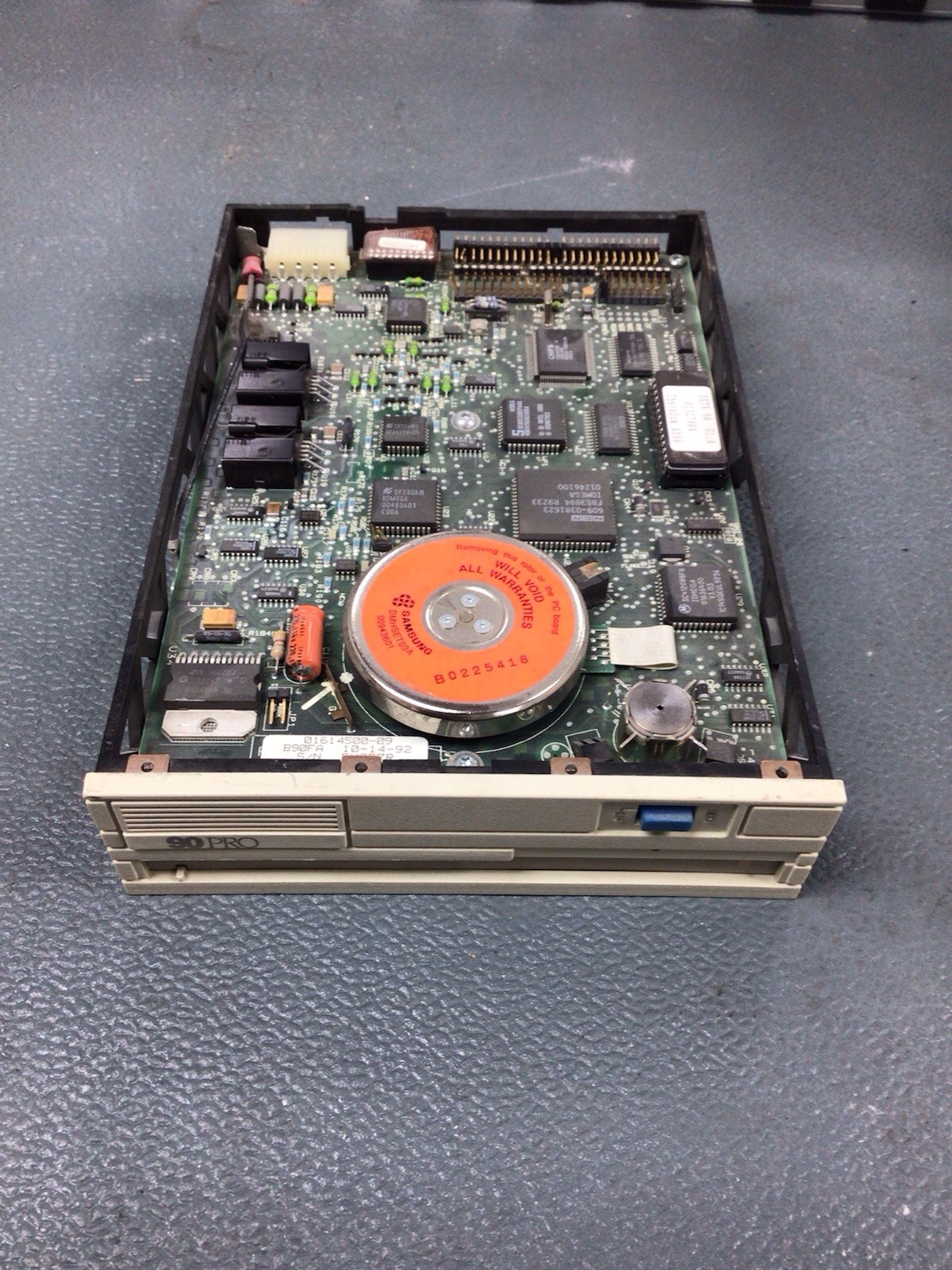 VINTAGE OMEGA BETA 90A_PRO DISK DRIVE 1.2 MB AS IS Untested