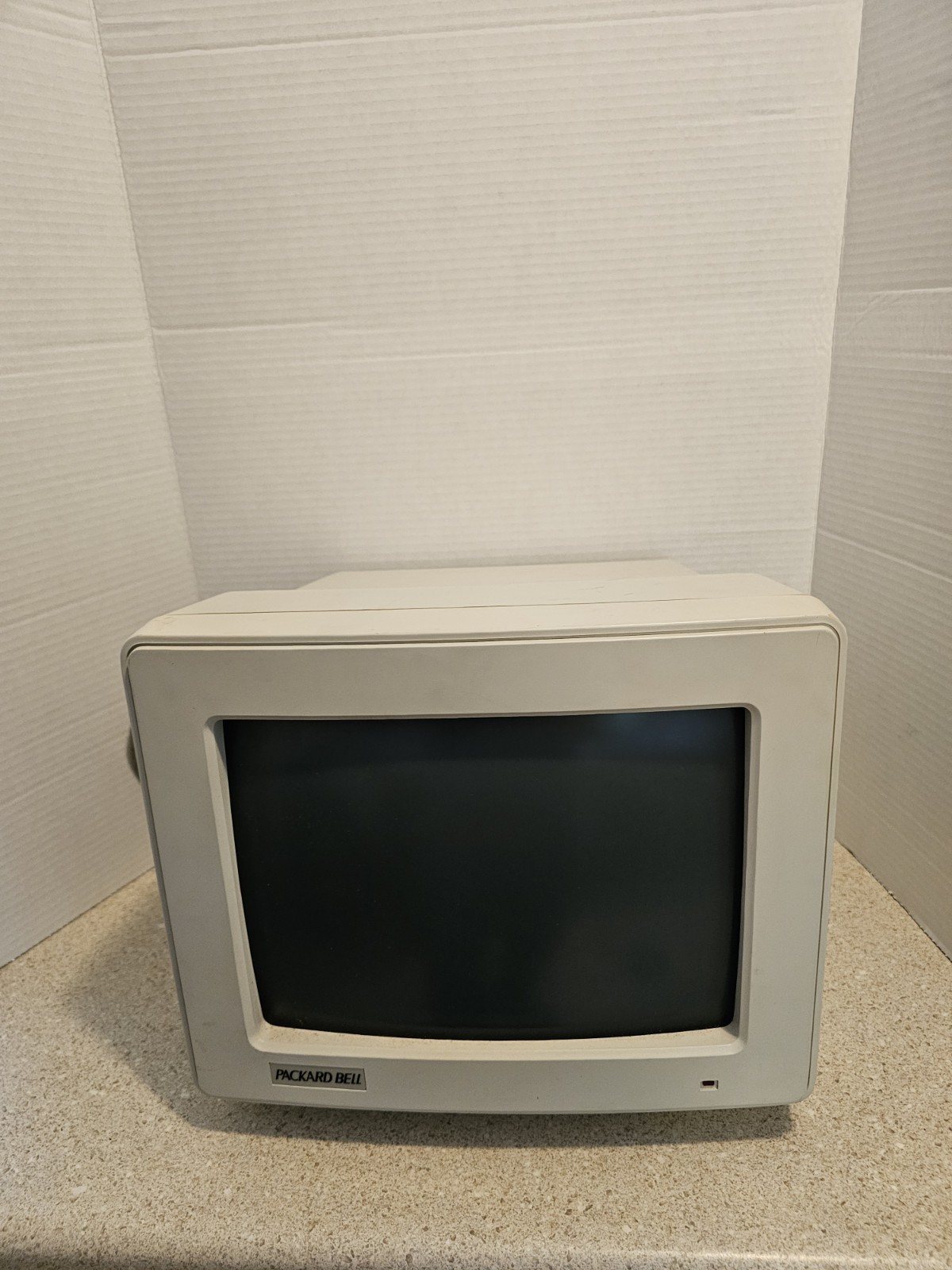 Packard Bell Vintage Monator Model # PB 1228a Untested