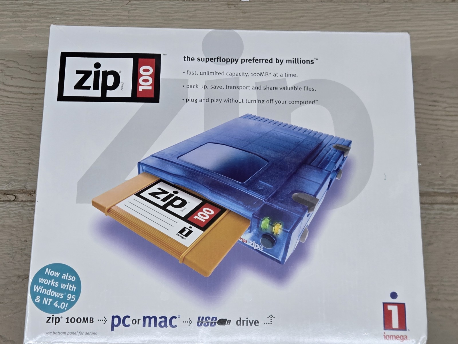 Iomega Zip 100 Portable USB Drive, MAC & PC, NEW FACTORY SEALED PACKAGE, RARE