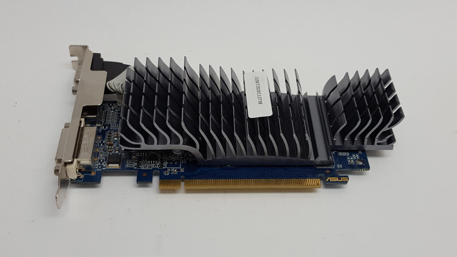 Asus Nvidia GeForce GT 520 2 GB DDR3 PCI Express 2.0 x16 Video Card