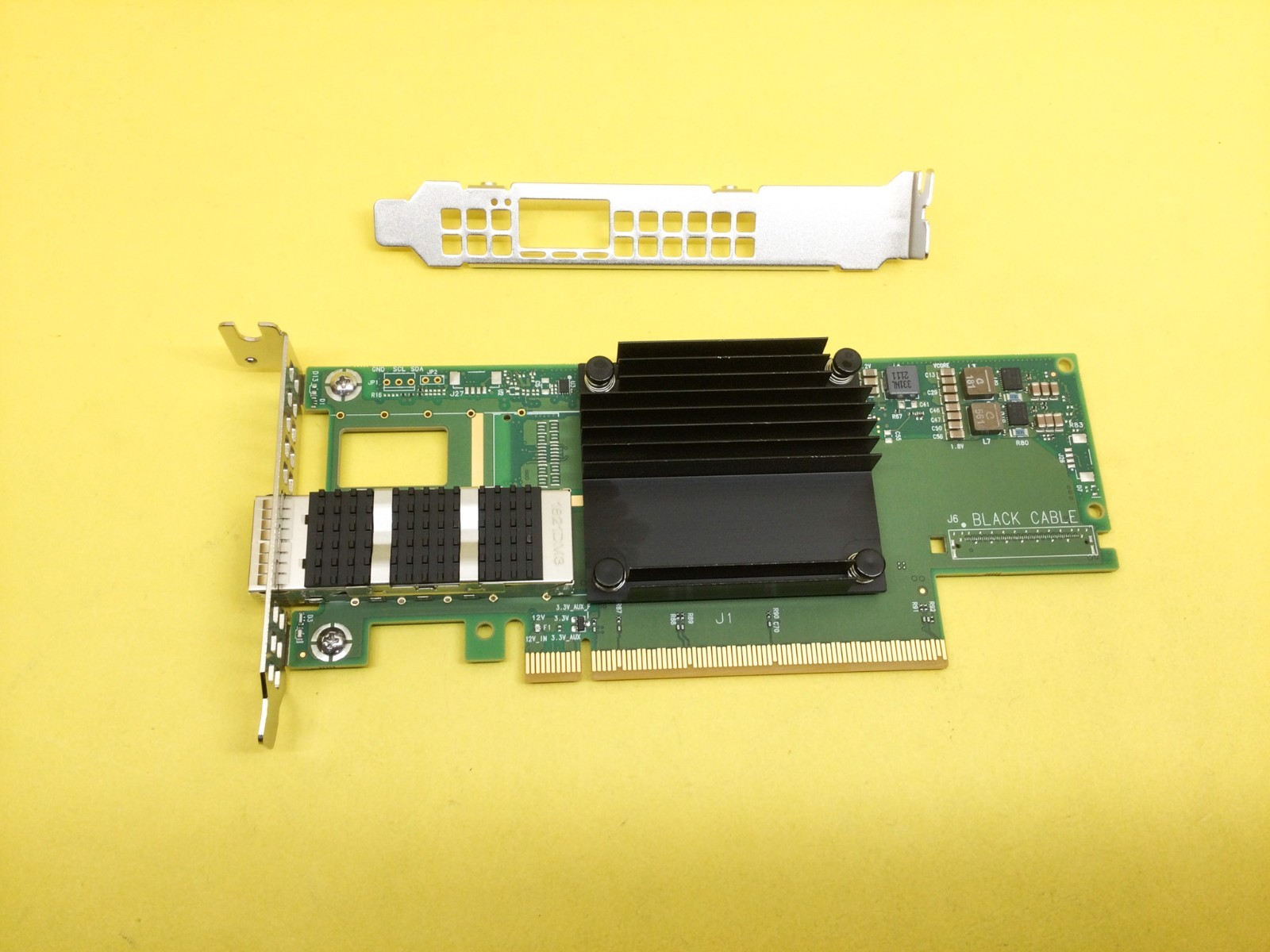 DELL Mellanox ConnectX-6 100Gb QSFP56 Single Port VPI HDR QSFP Adapter 7TKND