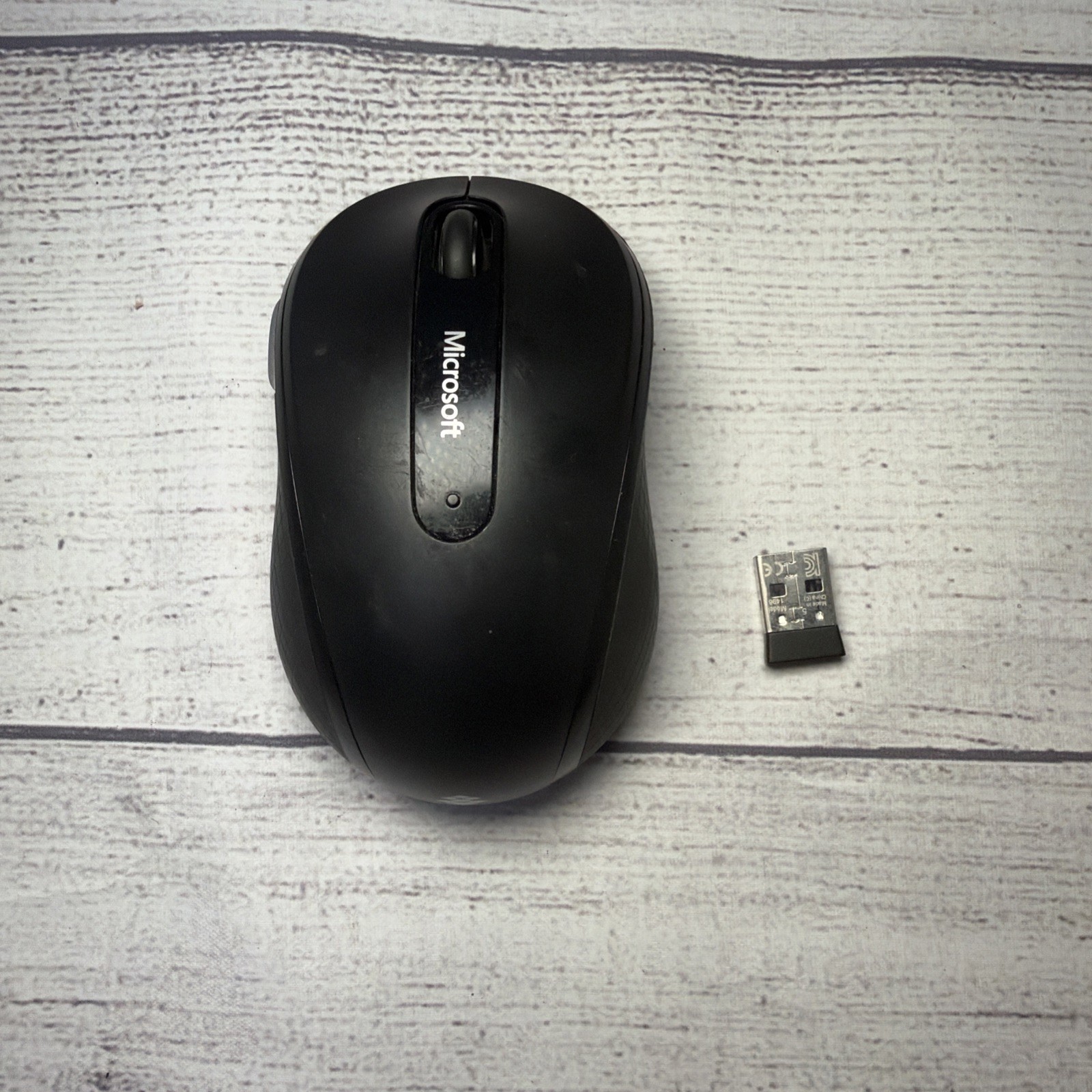 Microsoft Wireless Mobile Mouse 4000 Model 1383 Black BlueTrack USB Transceiver