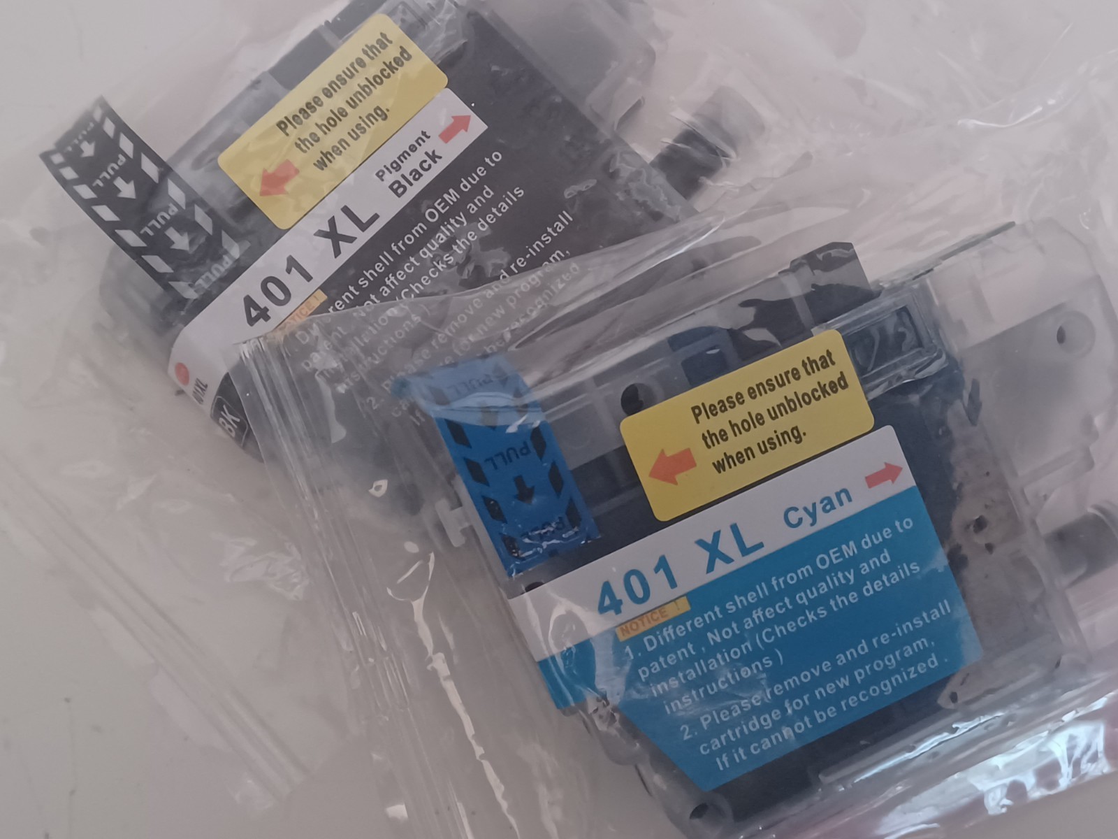 401XL Ink cartridges, Cyan, Black