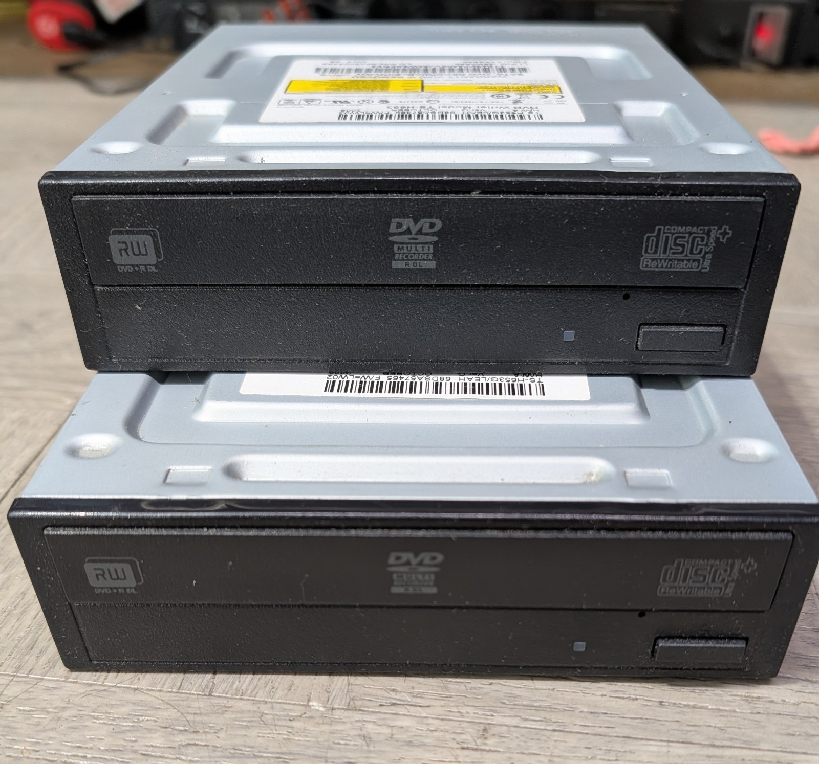 Pair of 2 Lenovo TSST TS-H653 5.25" SATA DVD±RW CD Burner Drives FRU 71Y5545