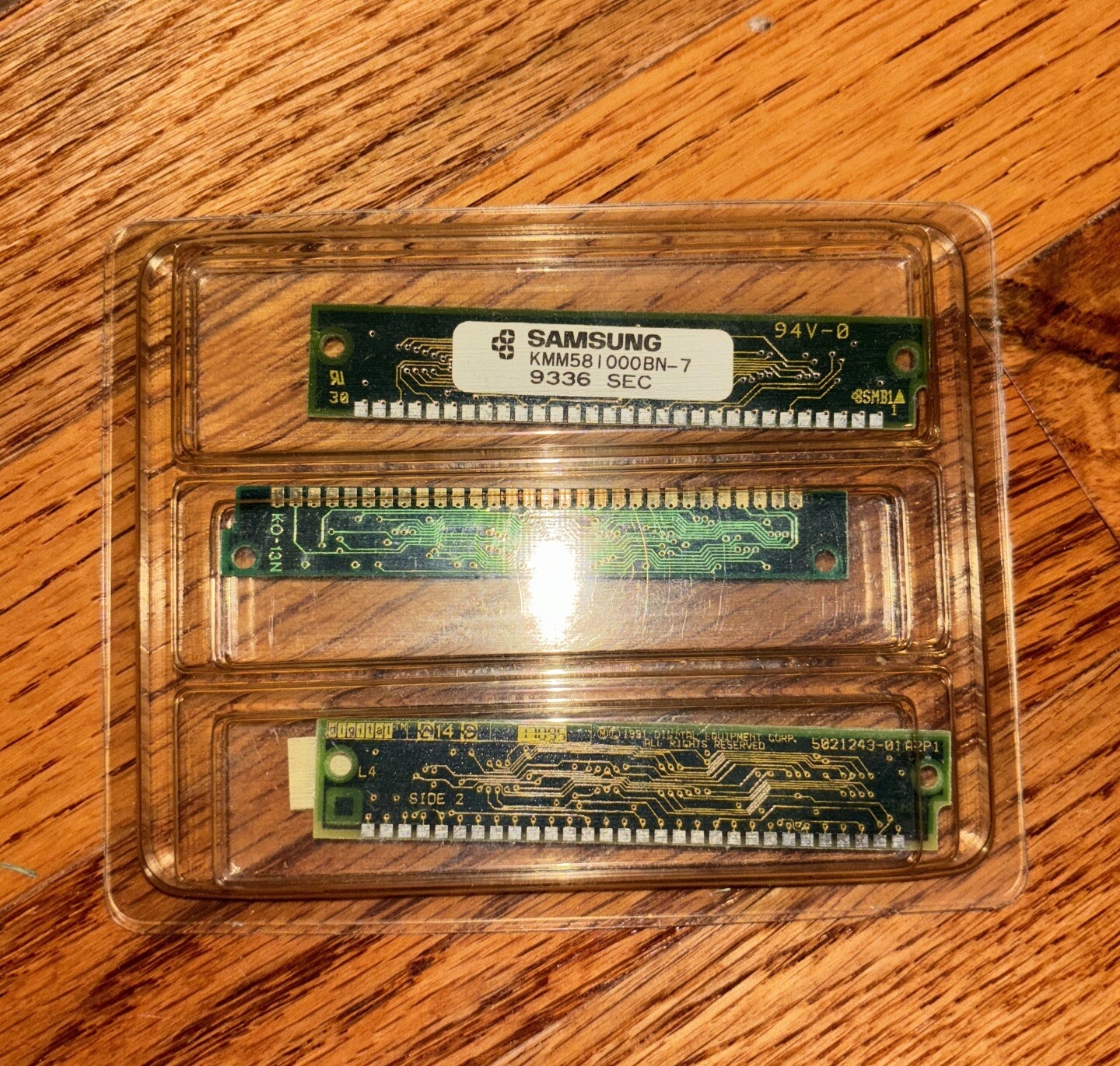 Samsung KMM58 000BN-7 SIMM RAM 30 Pin 9336 SEC