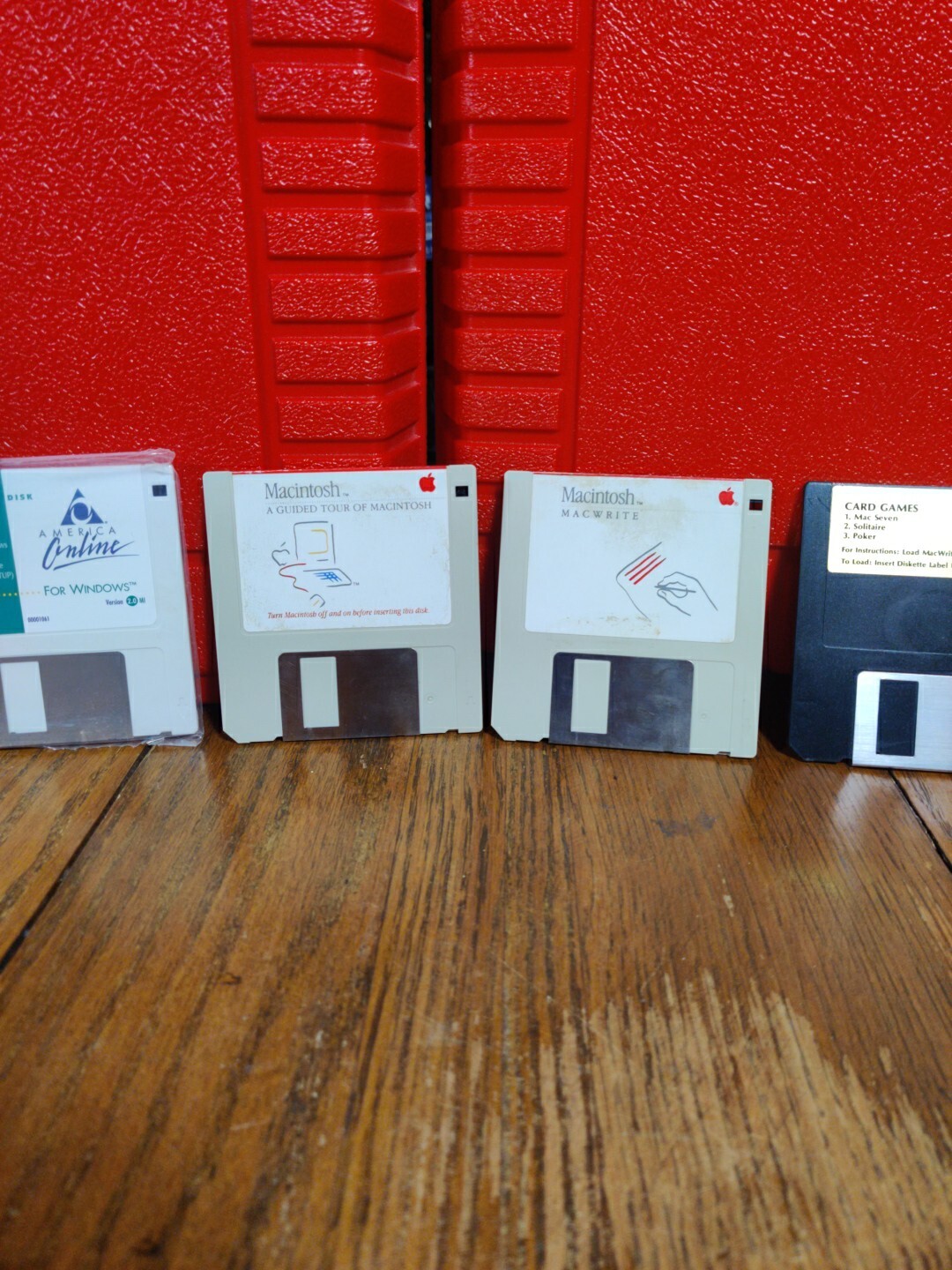 Apple Macintosh Diskette 1984 A Guided Tour of Macintosh- Macwrite-Keypunch Game