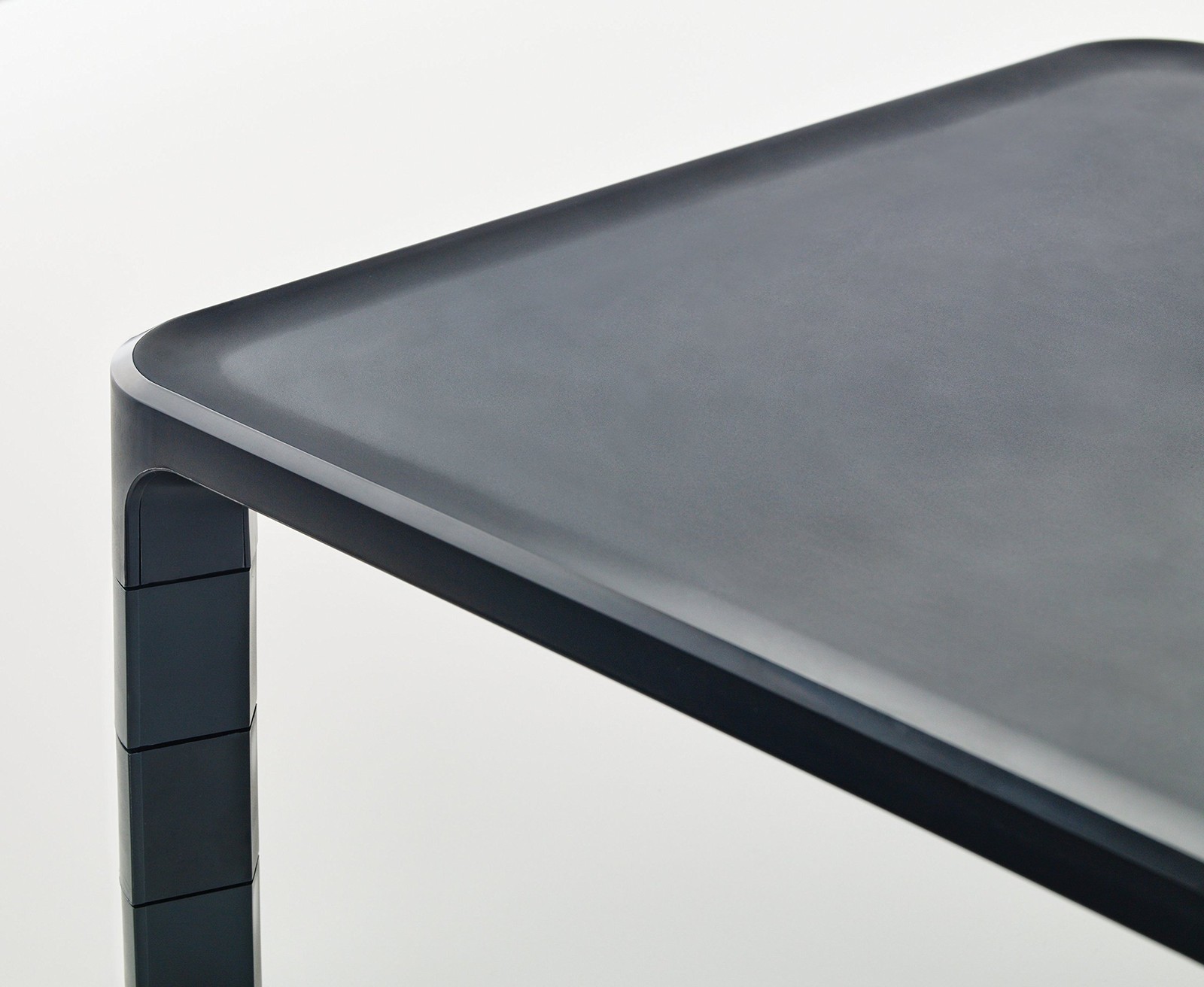 3m Monitor Stand - 6" Height X 13.5" Width X 10" Depth - Silver, Black (ms85b)