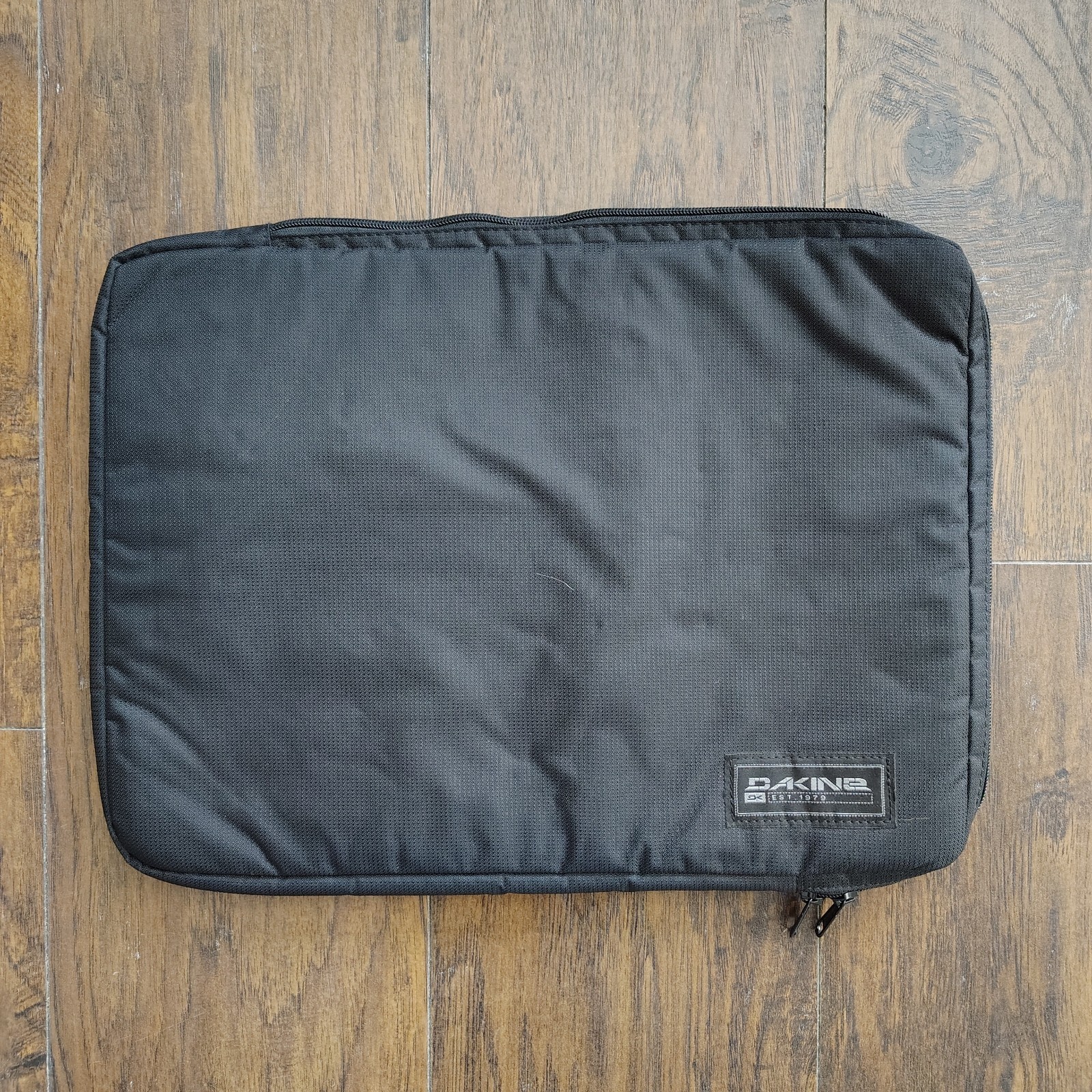 Dakine laptop Case Black Padded