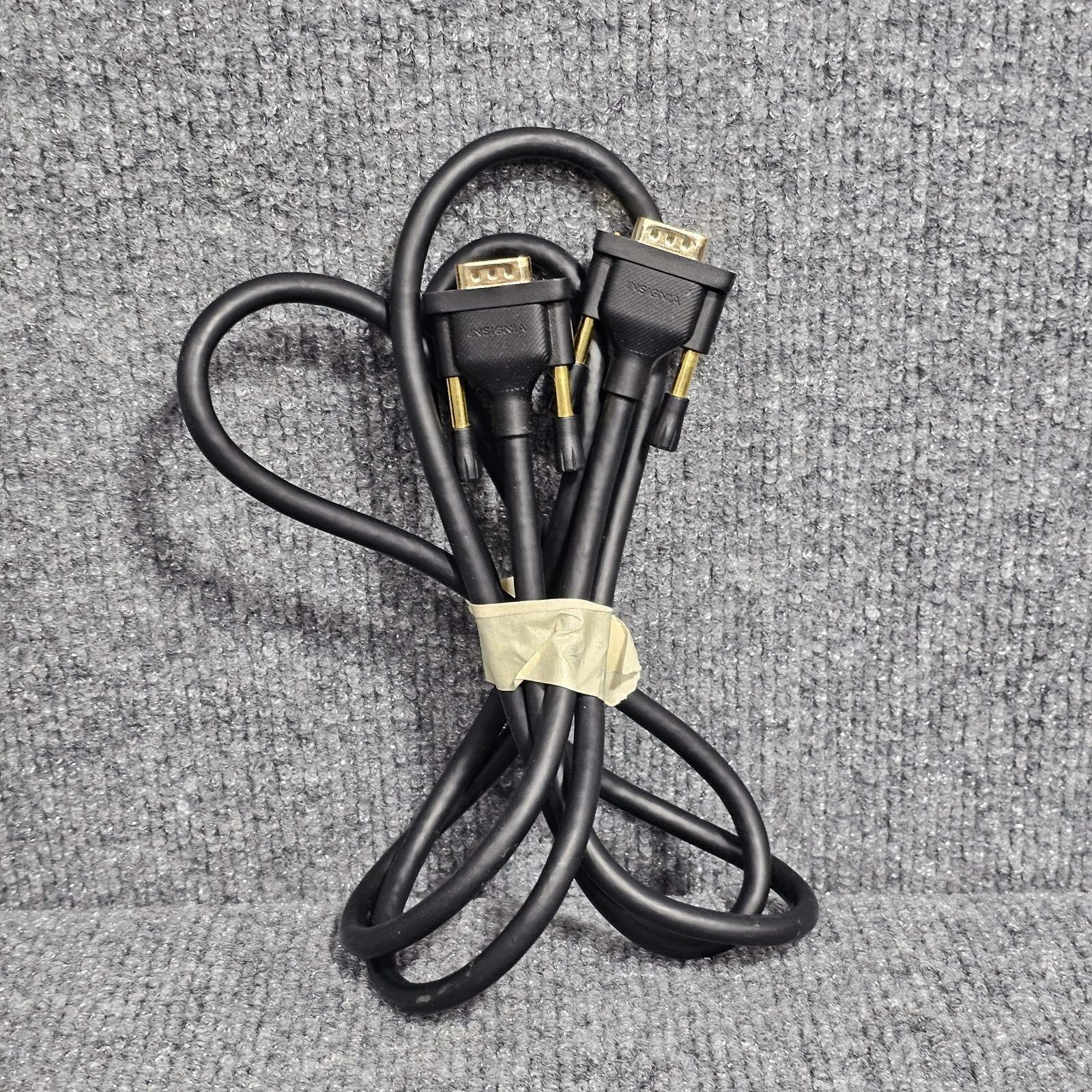 Insignia- 6' VGA Monitor Cable - Black