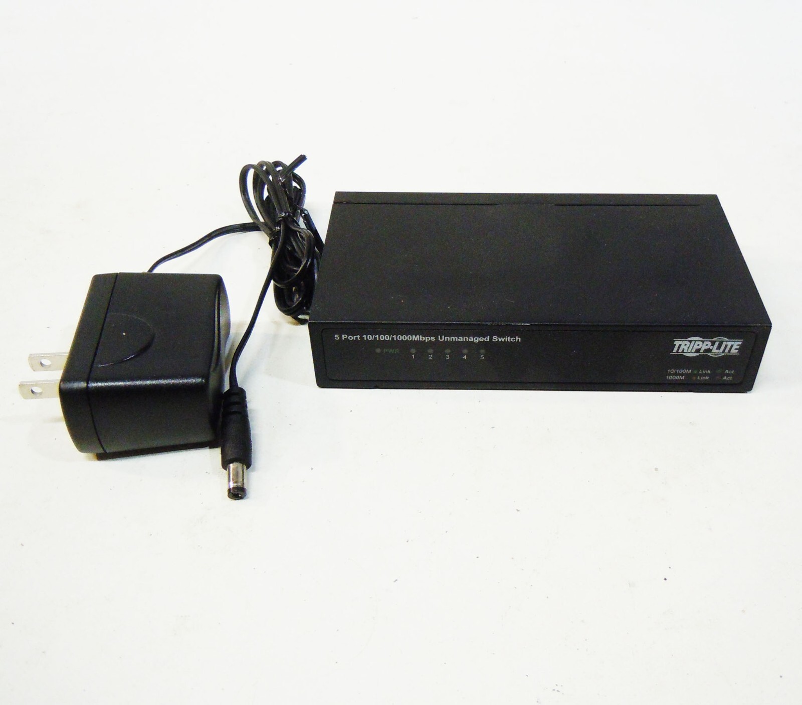 Tripp-Lite NG5 5-Port Unmanaged Gigabit Ethernet Switch CN87C6 SHIPS *SAME* DAY