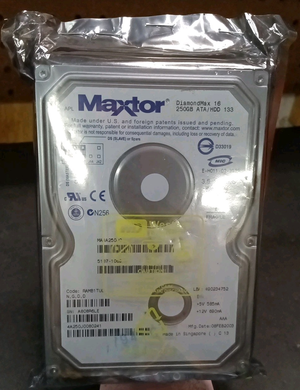 Maxtor 4A250J008241 DiamondMAX Plus 16 250GB ATA/HDD133 3.5 Series - New Sealed