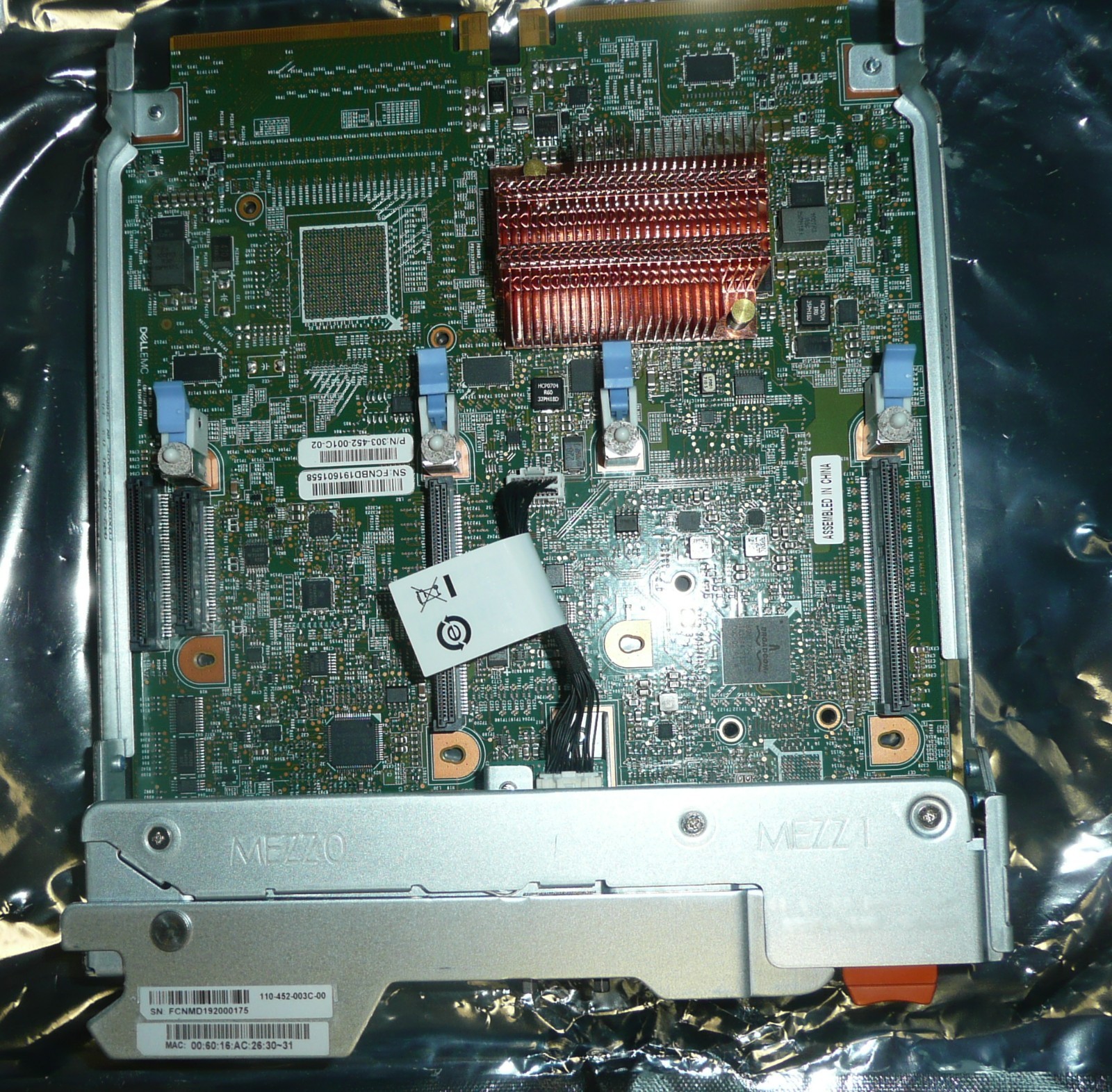 EMC 110-452-003C-00 - UNITY XT 480 680 880 2x1GB BASE-T Management Module