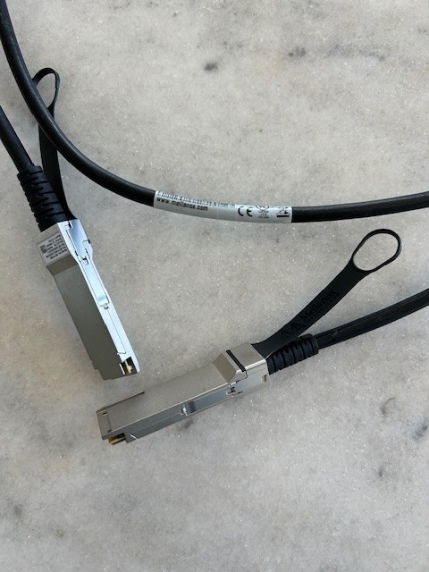 Mellanox MCP1600-C002E30N 100GbE QSFP28 2M Passive Copper Cable Refurbished