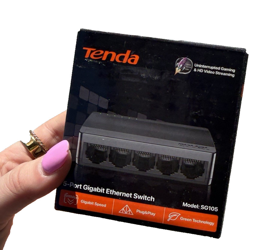 Tenda SG105 5-Port Gigabit Ethernet Unmanaged Desktop Switch RJ-45 Layer 2
